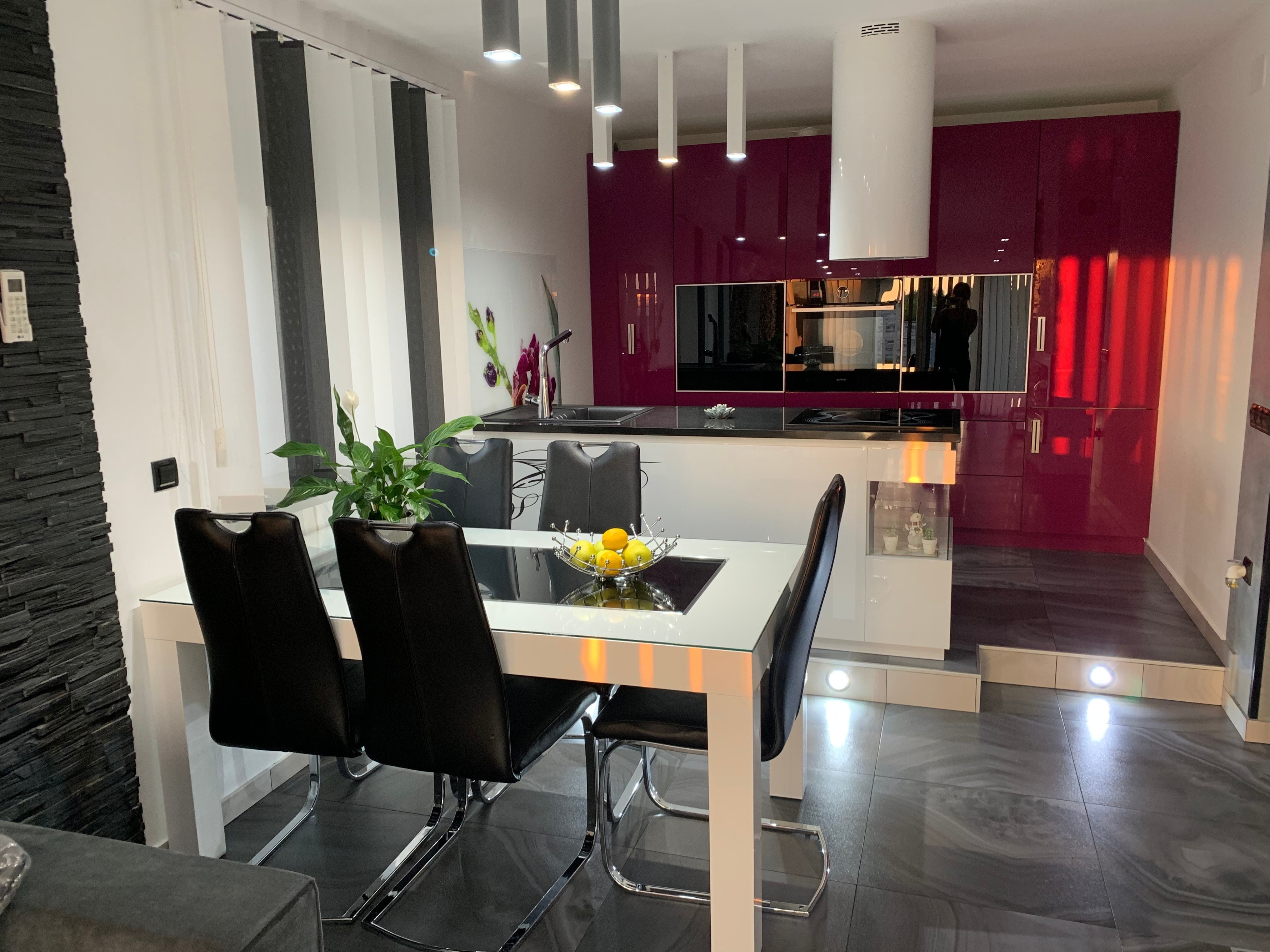Comfortable and spacious house with terrace Fažana  K