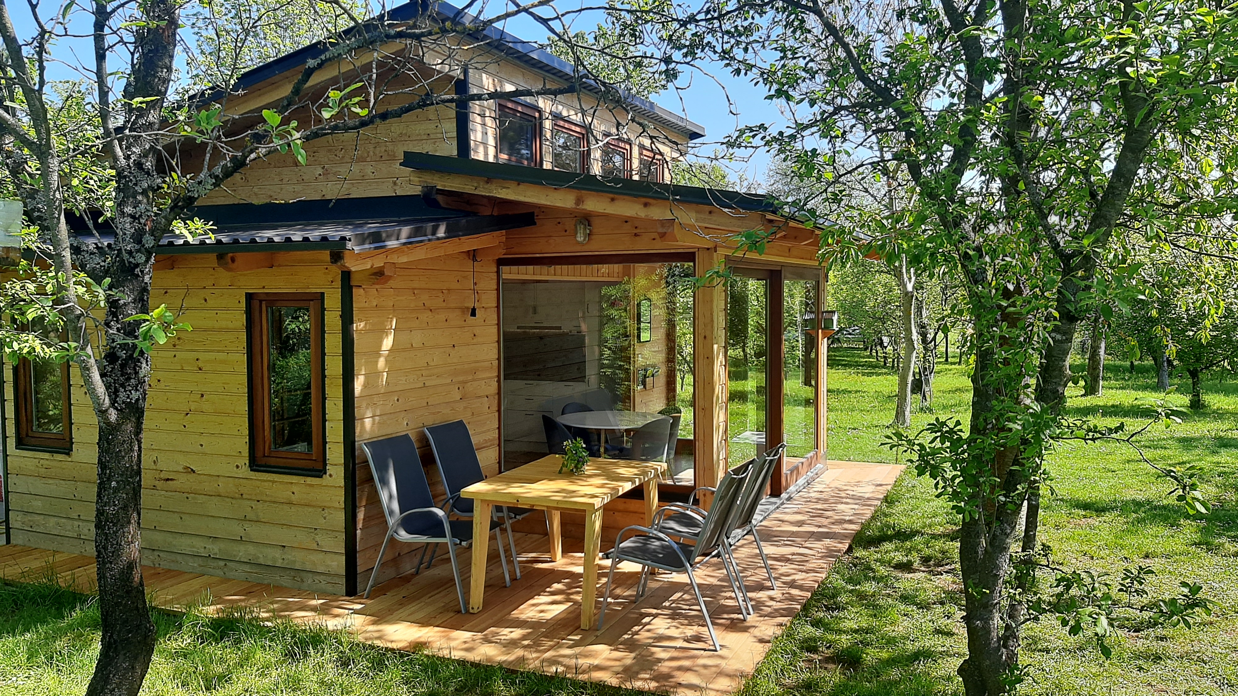 Two bedroom house with terrace Rakovica, Plitvice  K