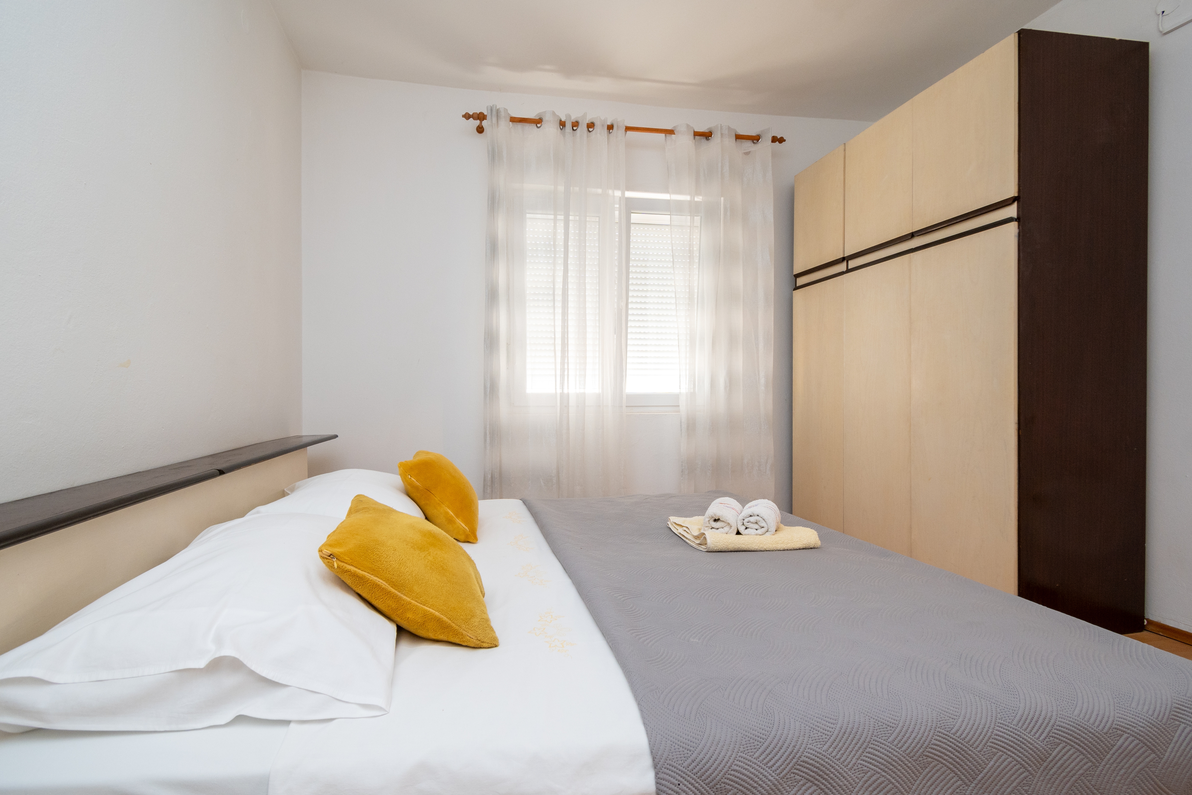 One bedroom apartment with terrace Zadar  A-b