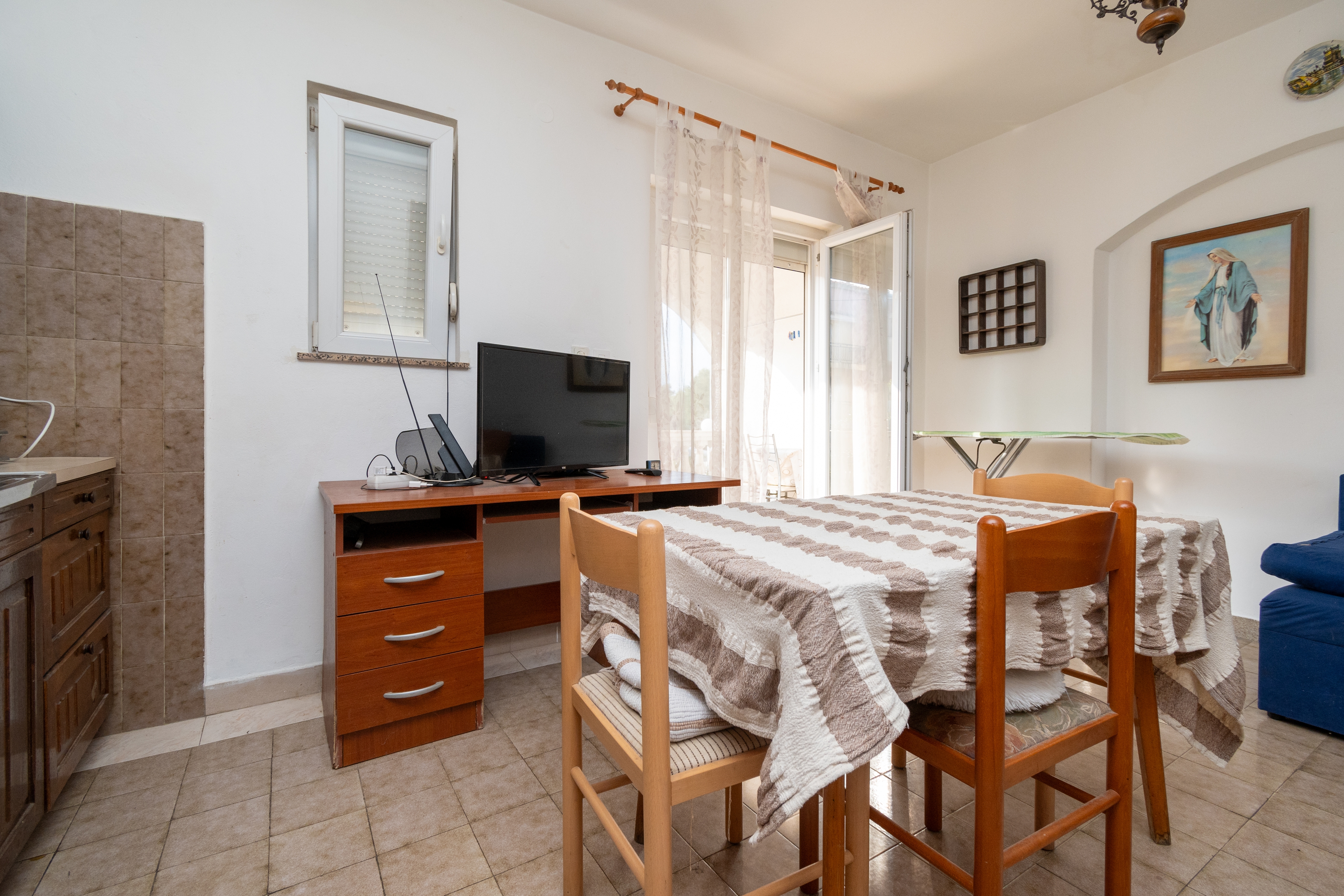 One bedroom apartment with terrace Zadar  A-b