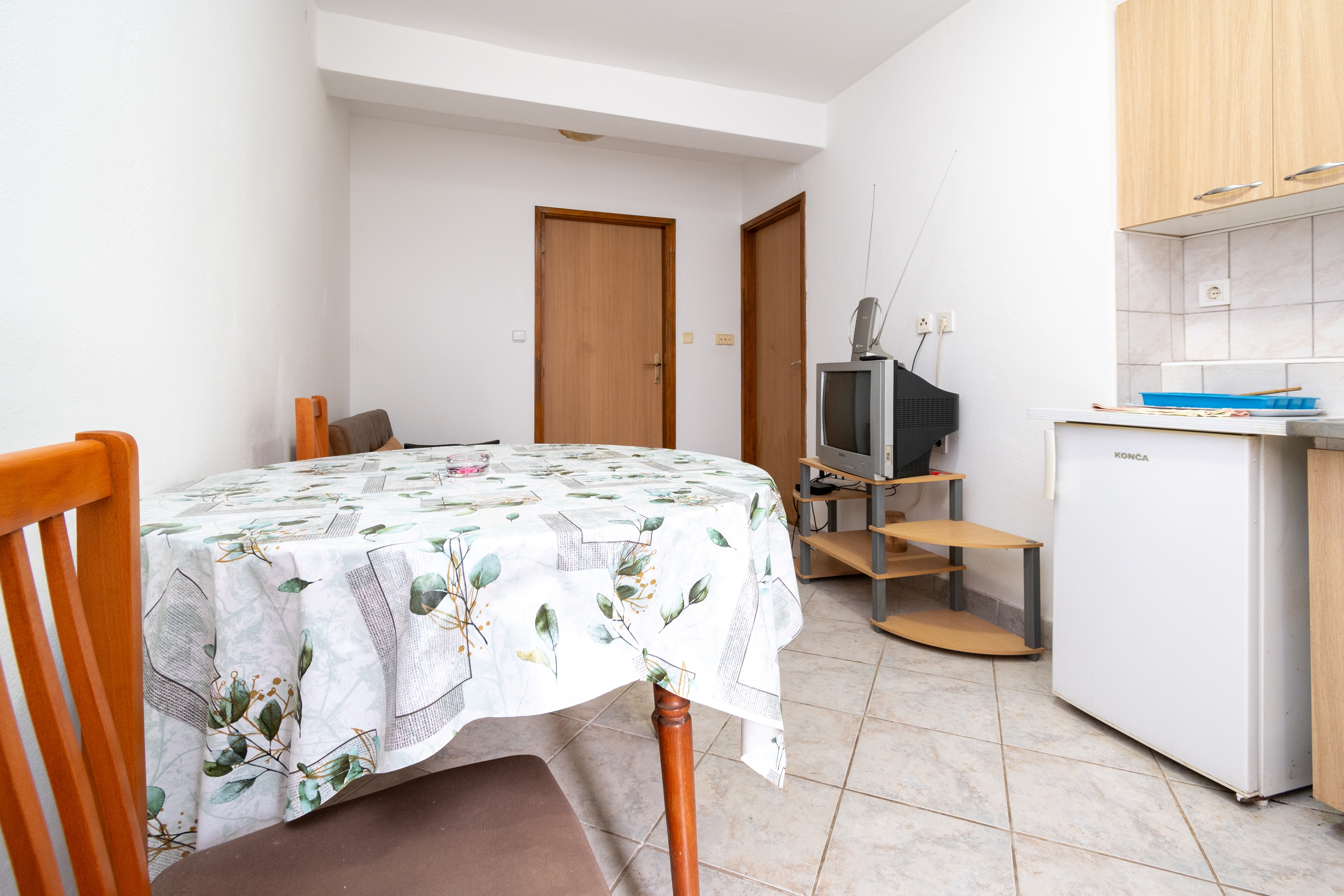 One bedroom apartment with terrace Zadar  A-e