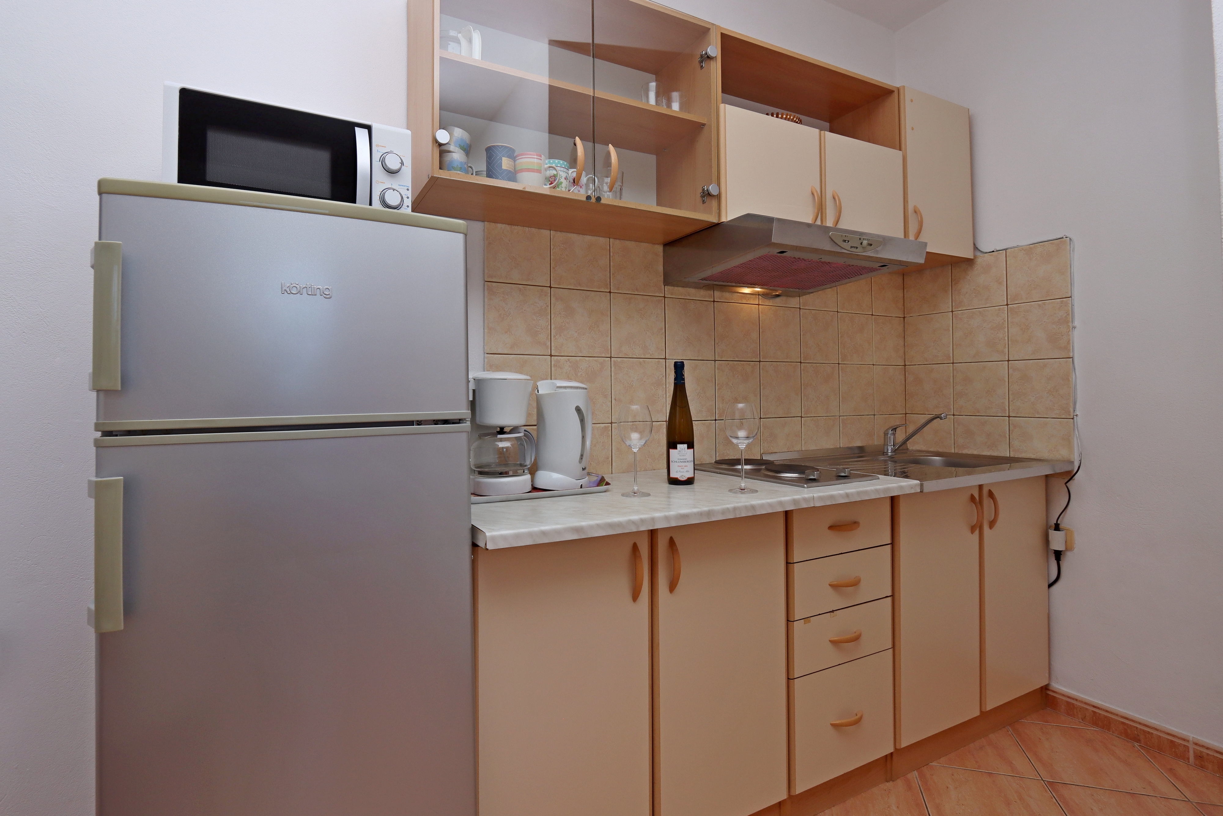 Top Rab Lopar Top Rab Lopar