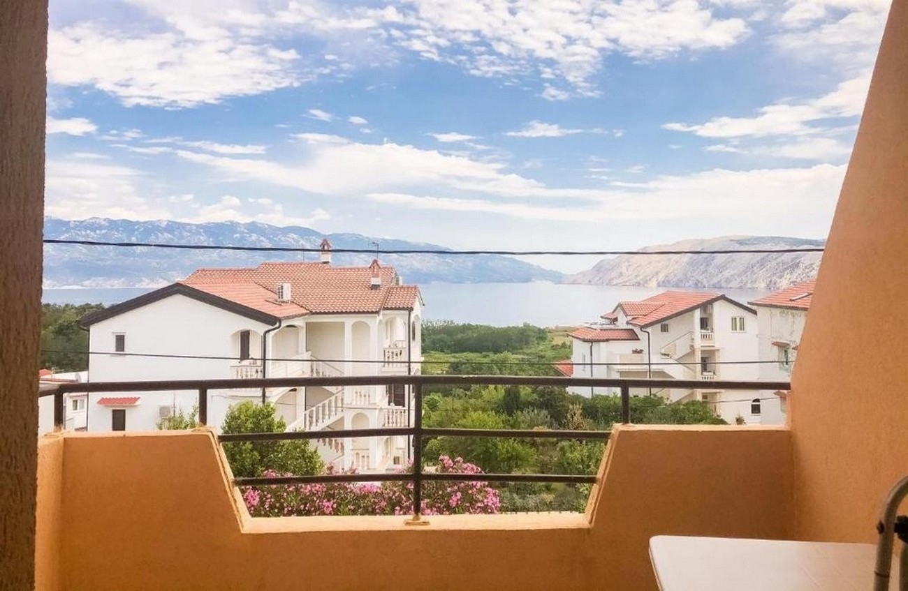 Two bedroom apartment with terrace and sea view Lopar, Rab  A-a