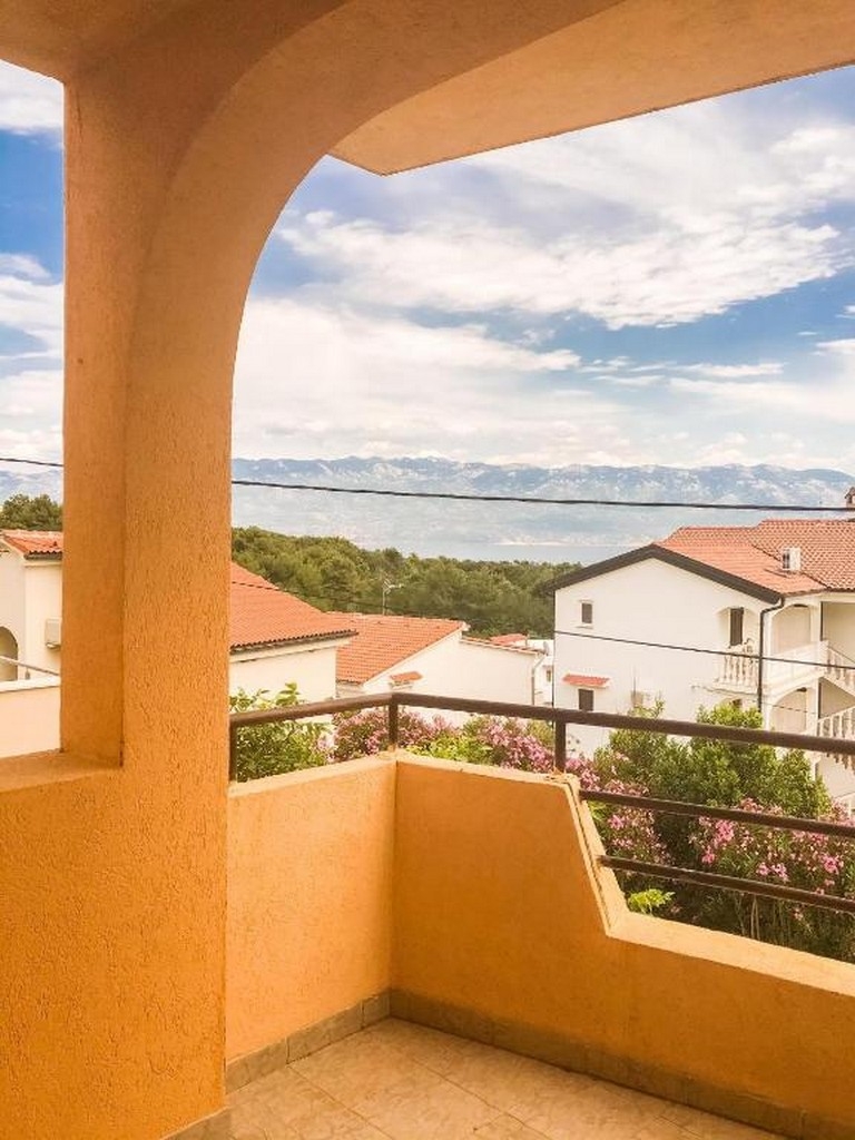 Two bedroom apartment with terrace and sea view Lopar, Rab  A-a