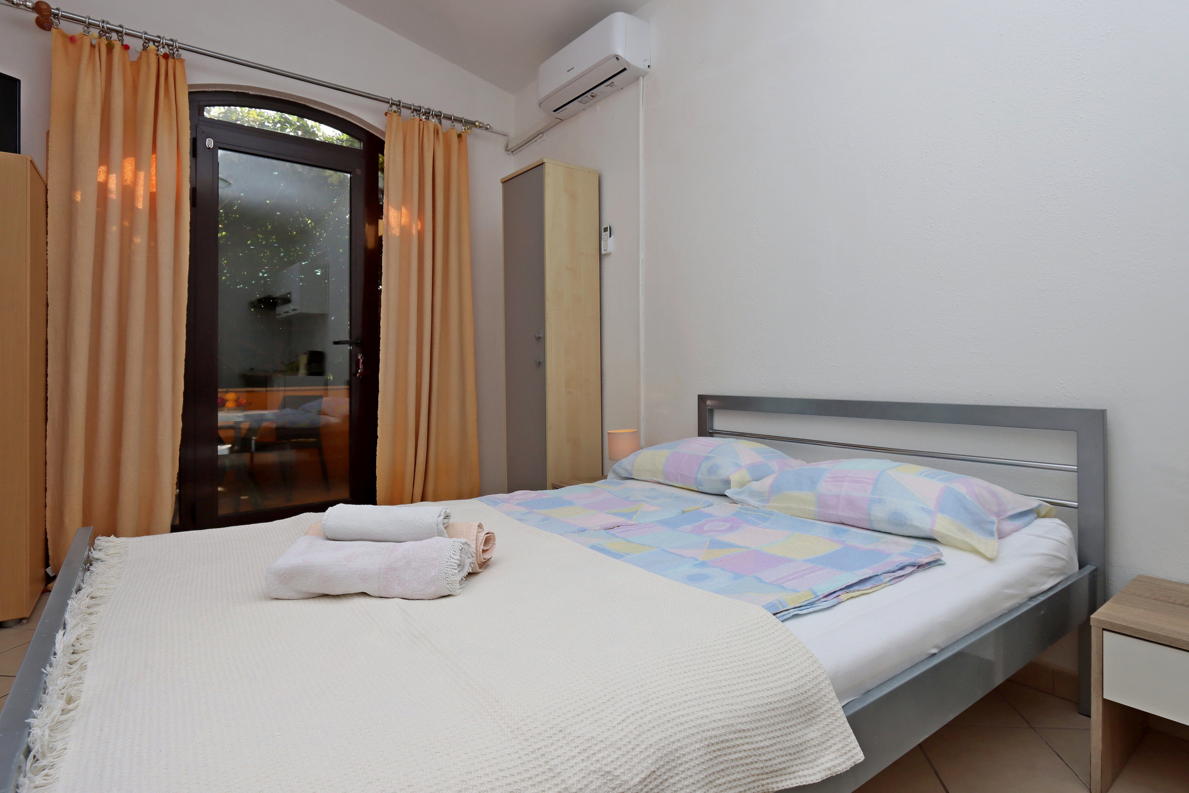 Top Rab Lopar Top Rab Lopar