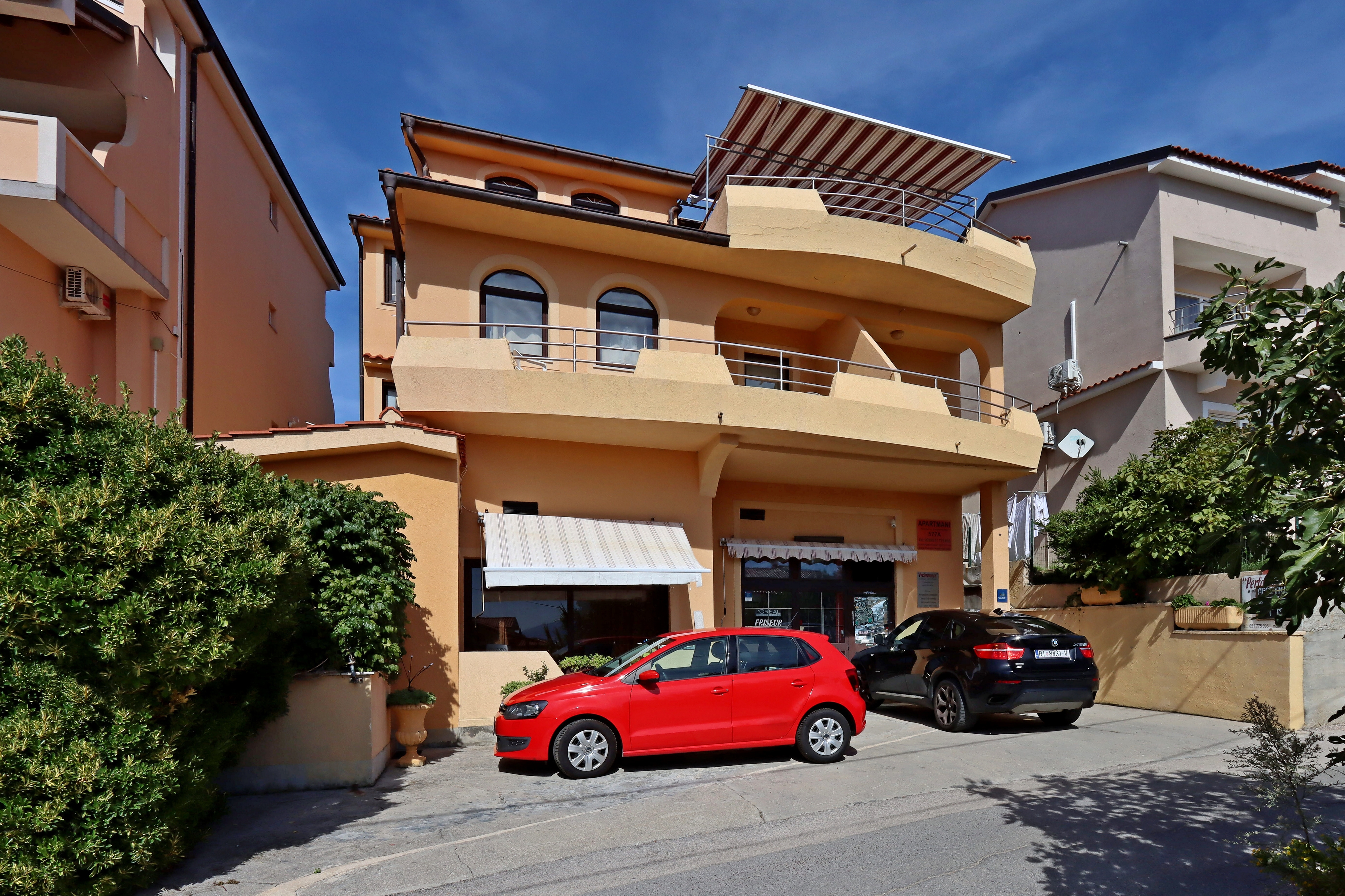 Top Rab Lopar Top Rab Lopar