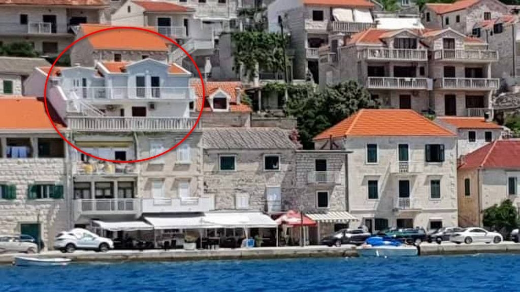 Dvosobni apartman s balkonom i pogledom na more Povlja, Brač  A-a