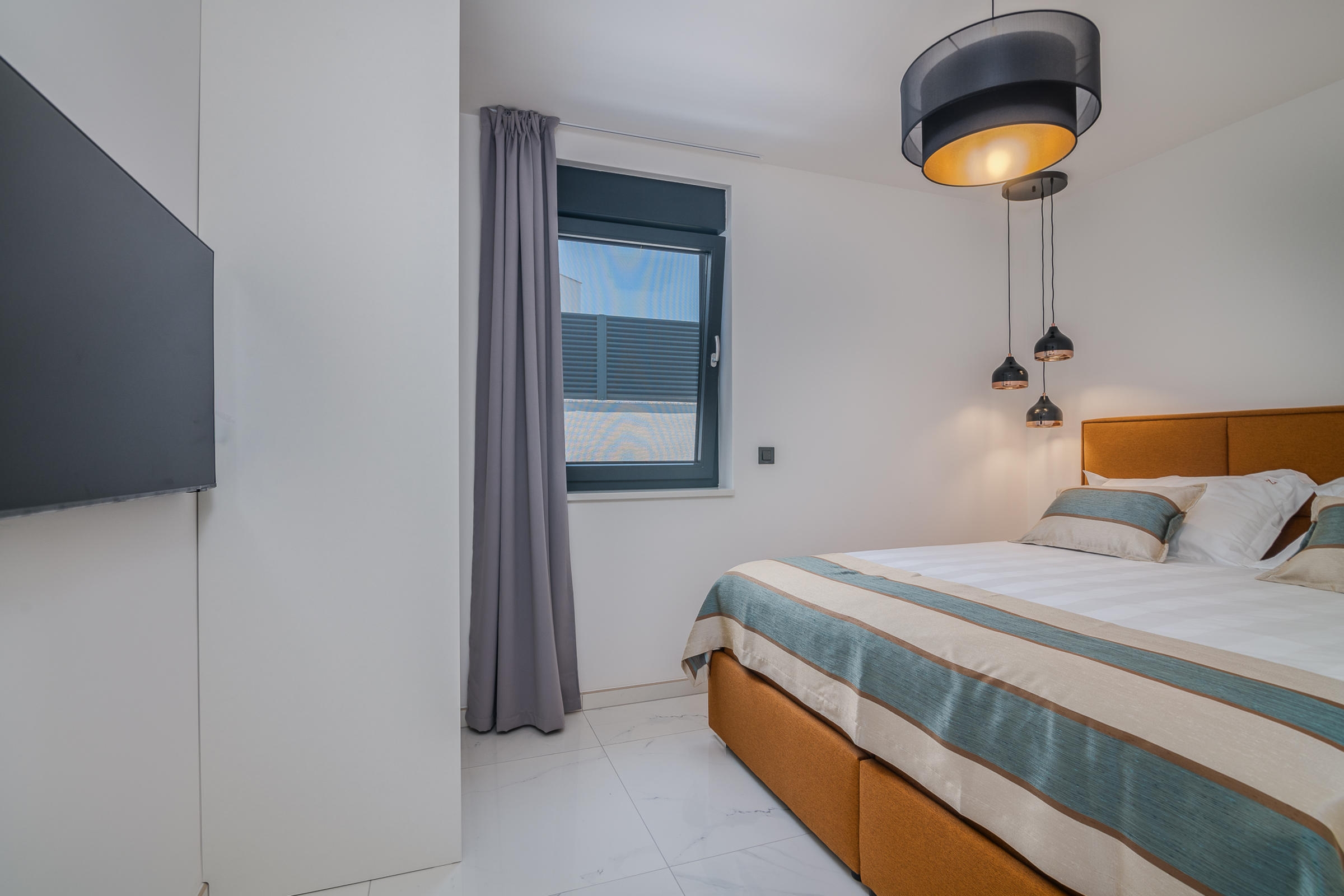 Two bedroom apartment with terrace Njivice, Krk  A-a