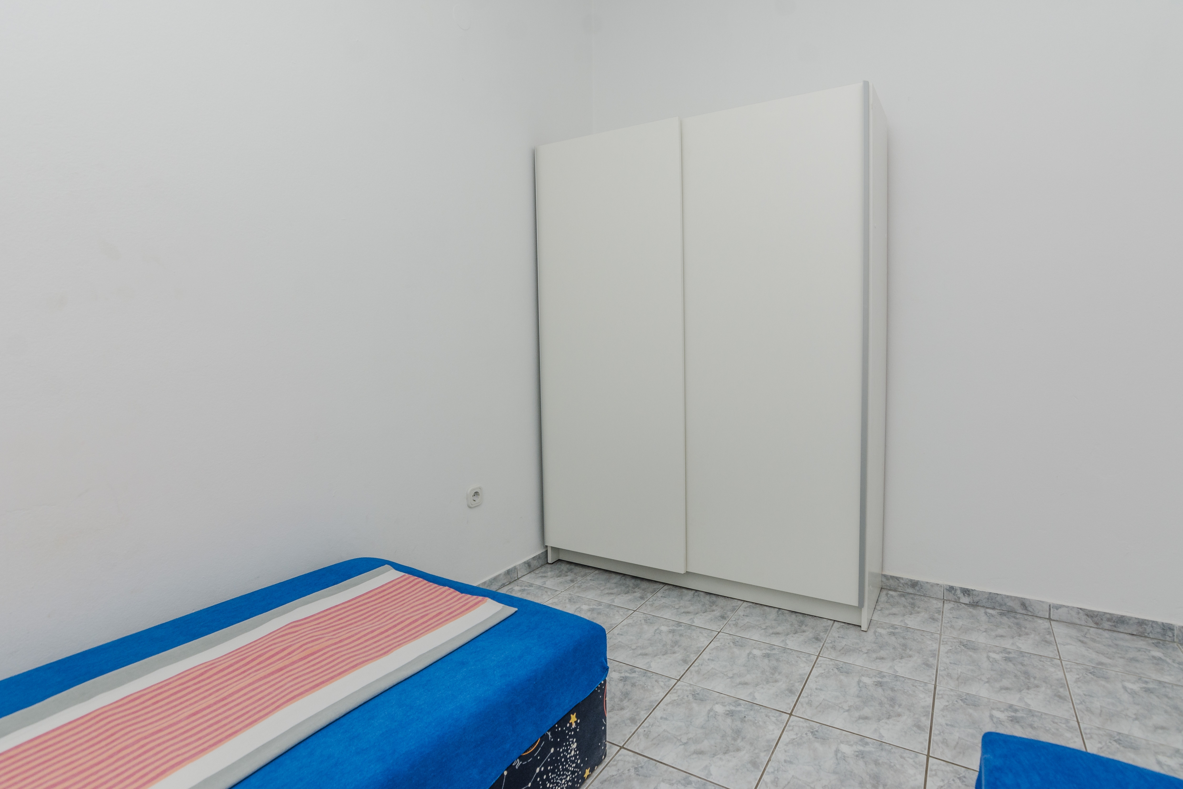 Two bedroom apartment near beach Vir  A-b