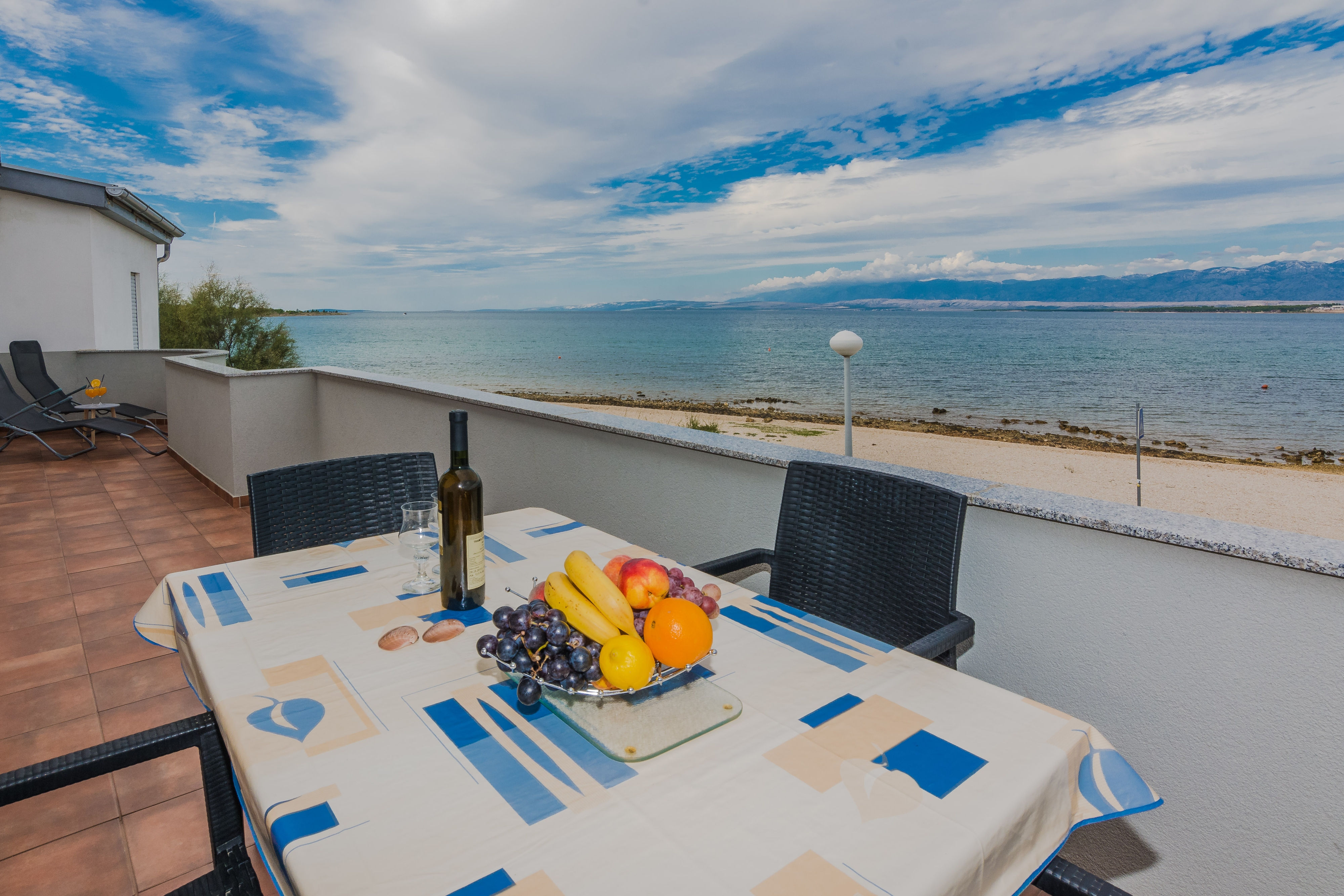 Two bedroom apartment near beach Vir  A-b
