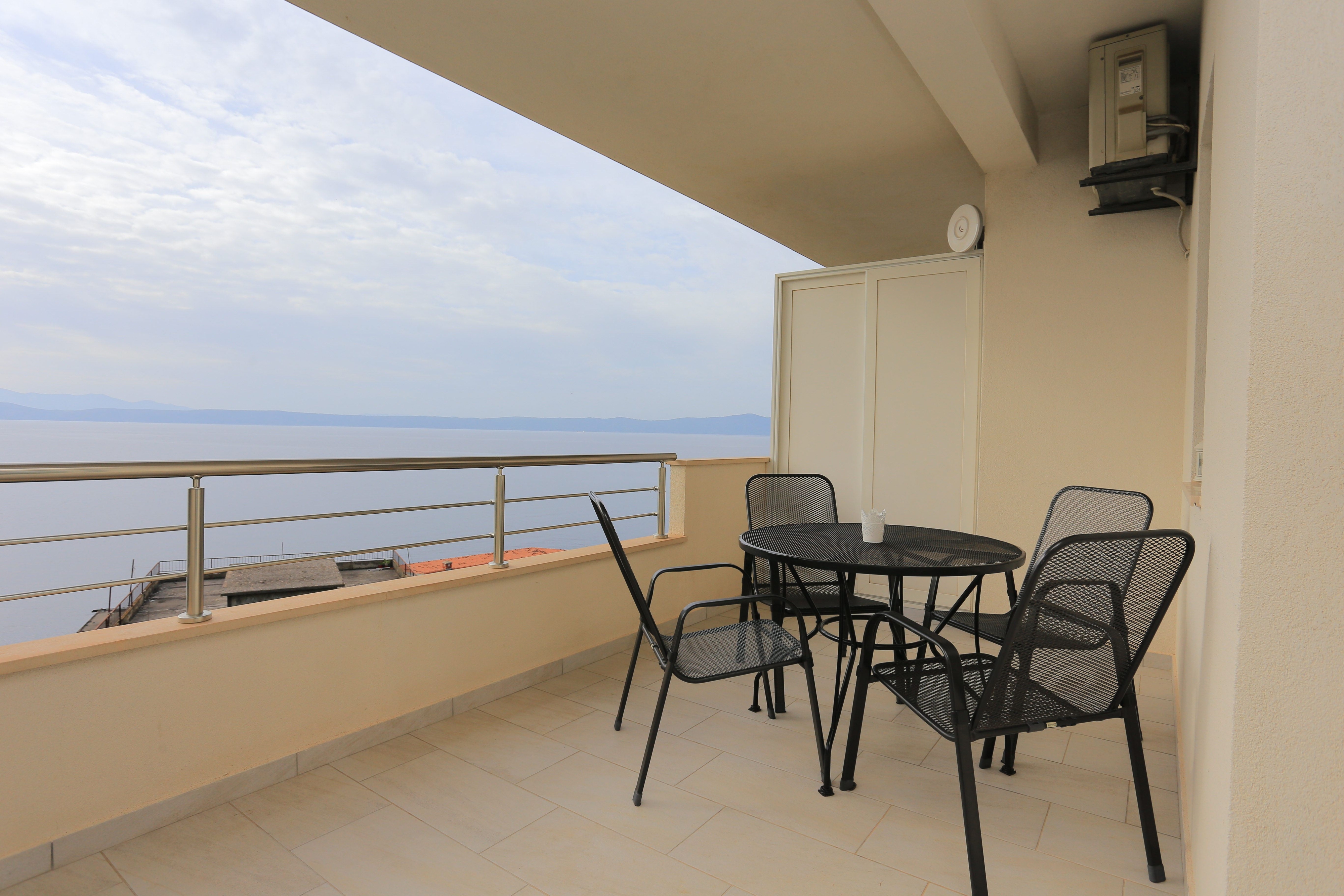 One bedroom apartment with terrace and sea view Podgora, Makarska  A-a