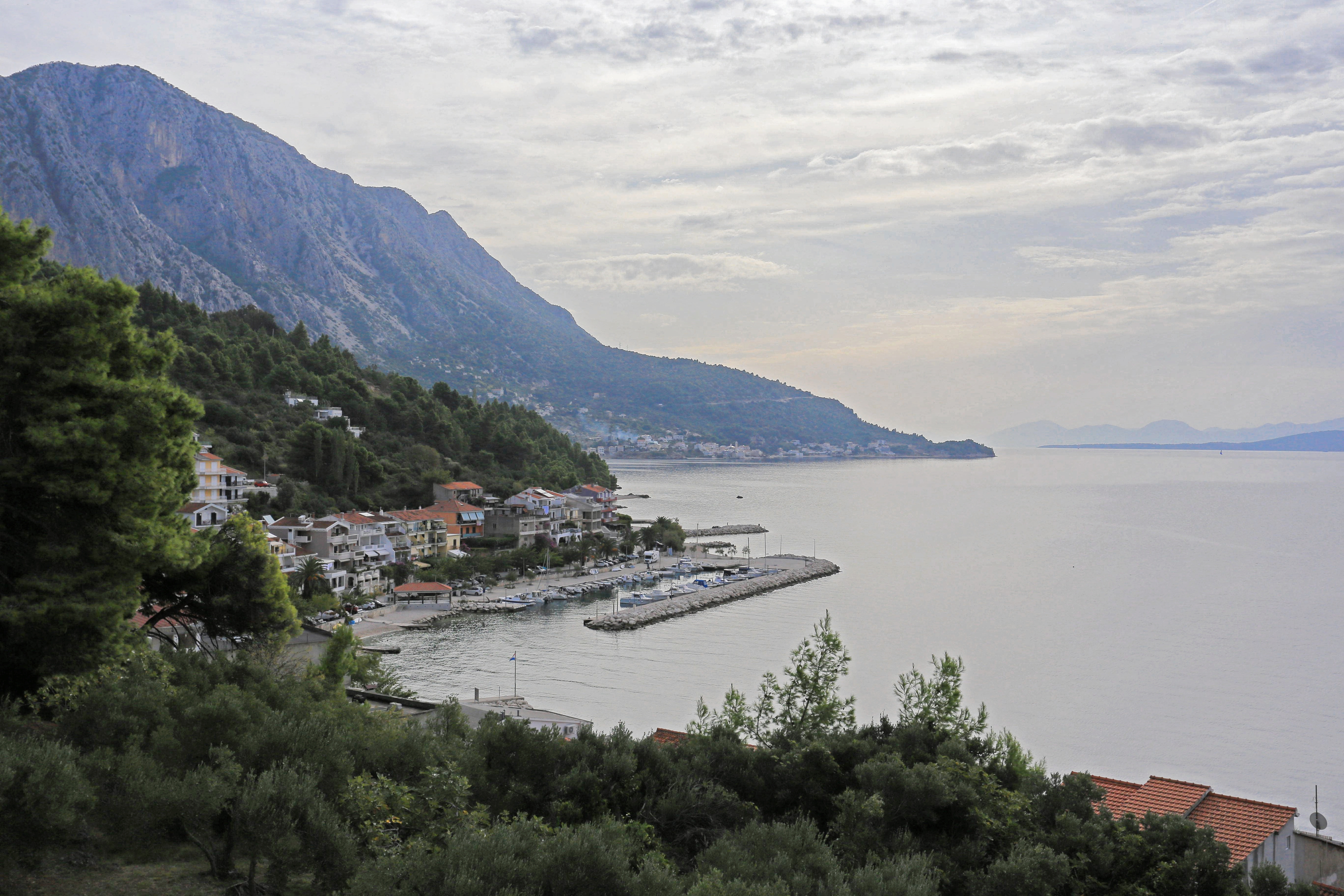 One bedroom apartment with terrace and sea view Podgora, Makarska  A-a
