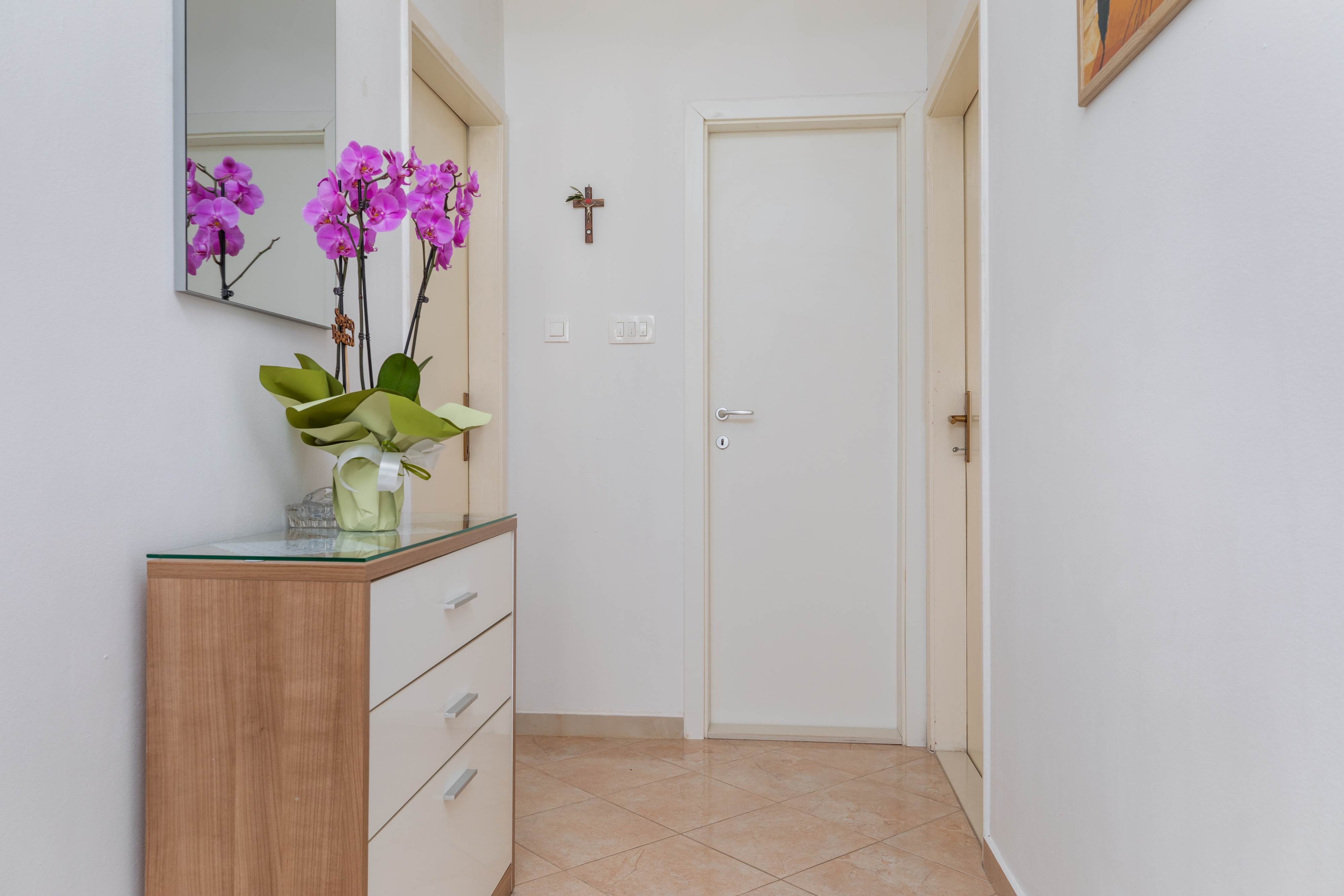 Two bedroom apartment with terrace Makarska  A-a