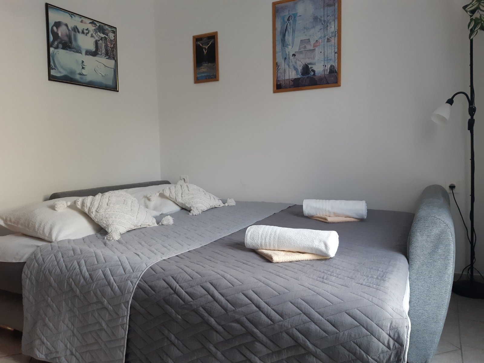 One bedroom apartment with terrace Starigrad, Paklenica (A-21824-a)