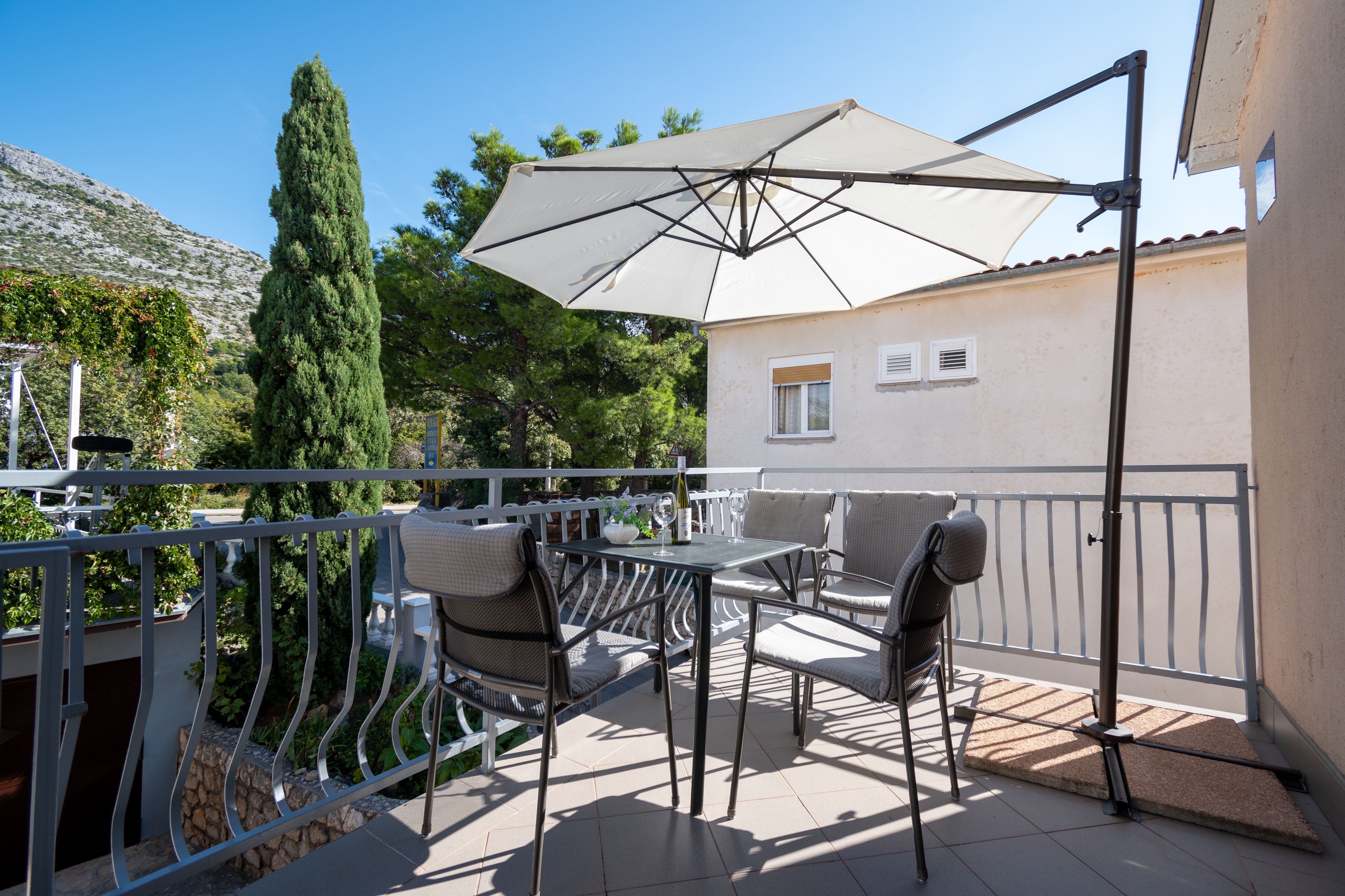 One bedroom apartment with terrace Starigrad, Paklenica  A-a