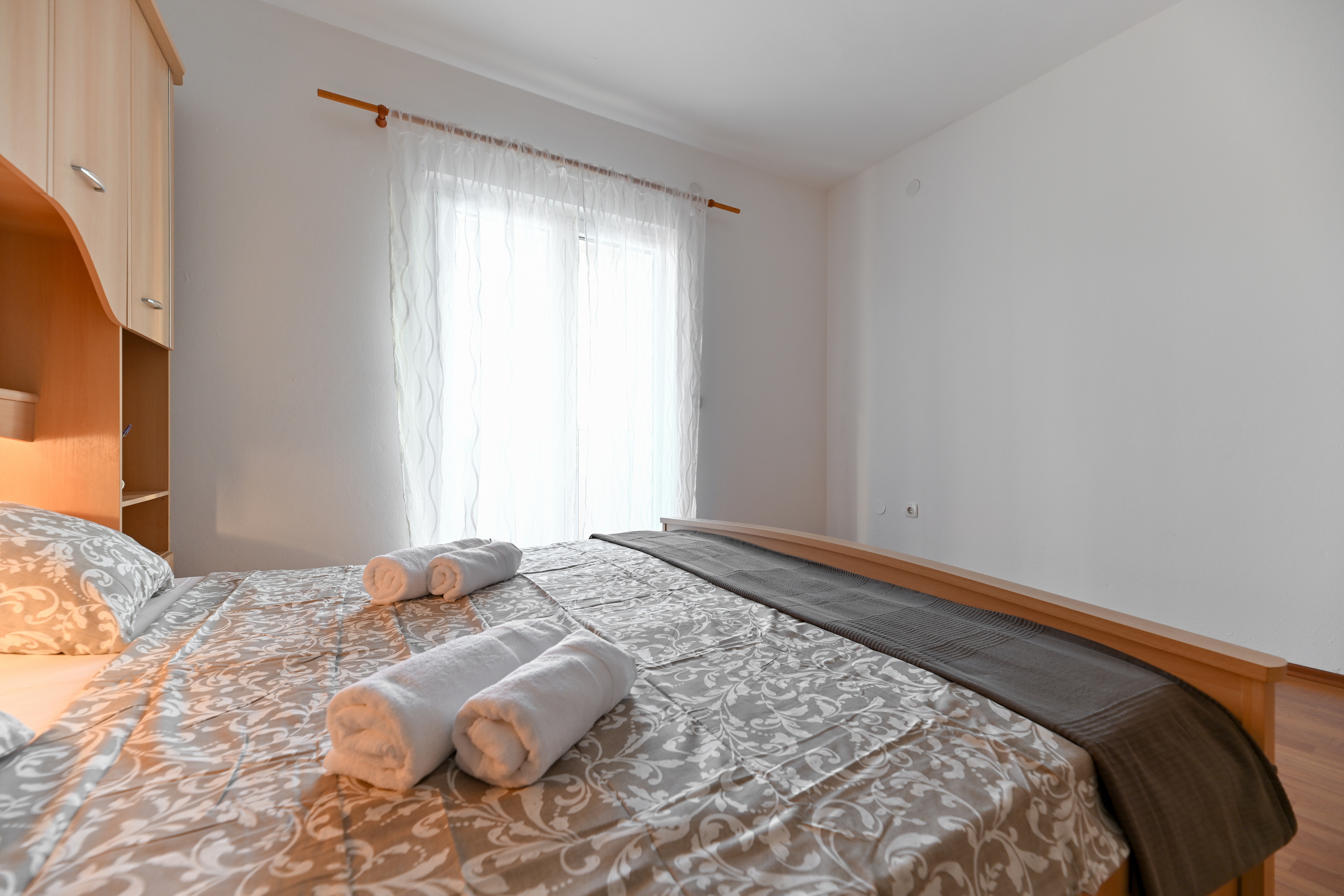 Three bedroom house with terrace Vrana, Biograd  K