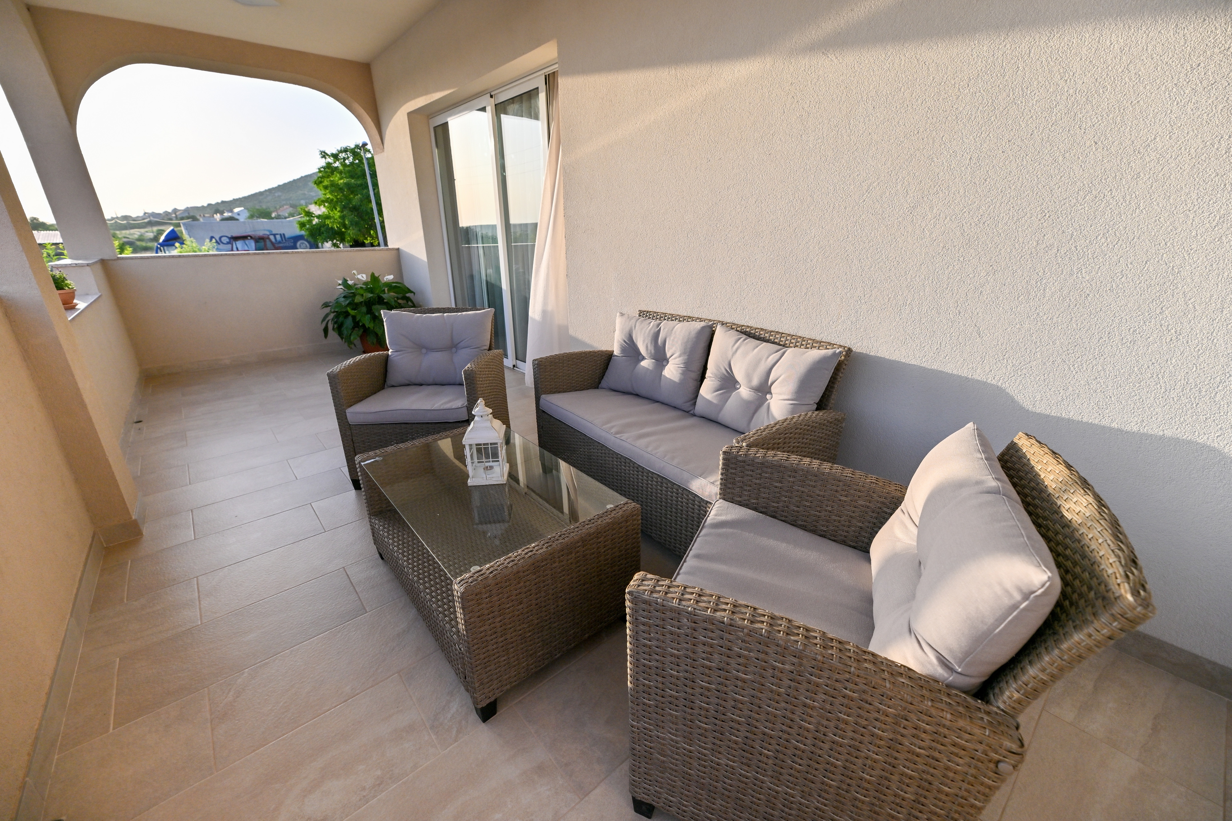 Three bedroom house with terrace Vrana, Biograd  K