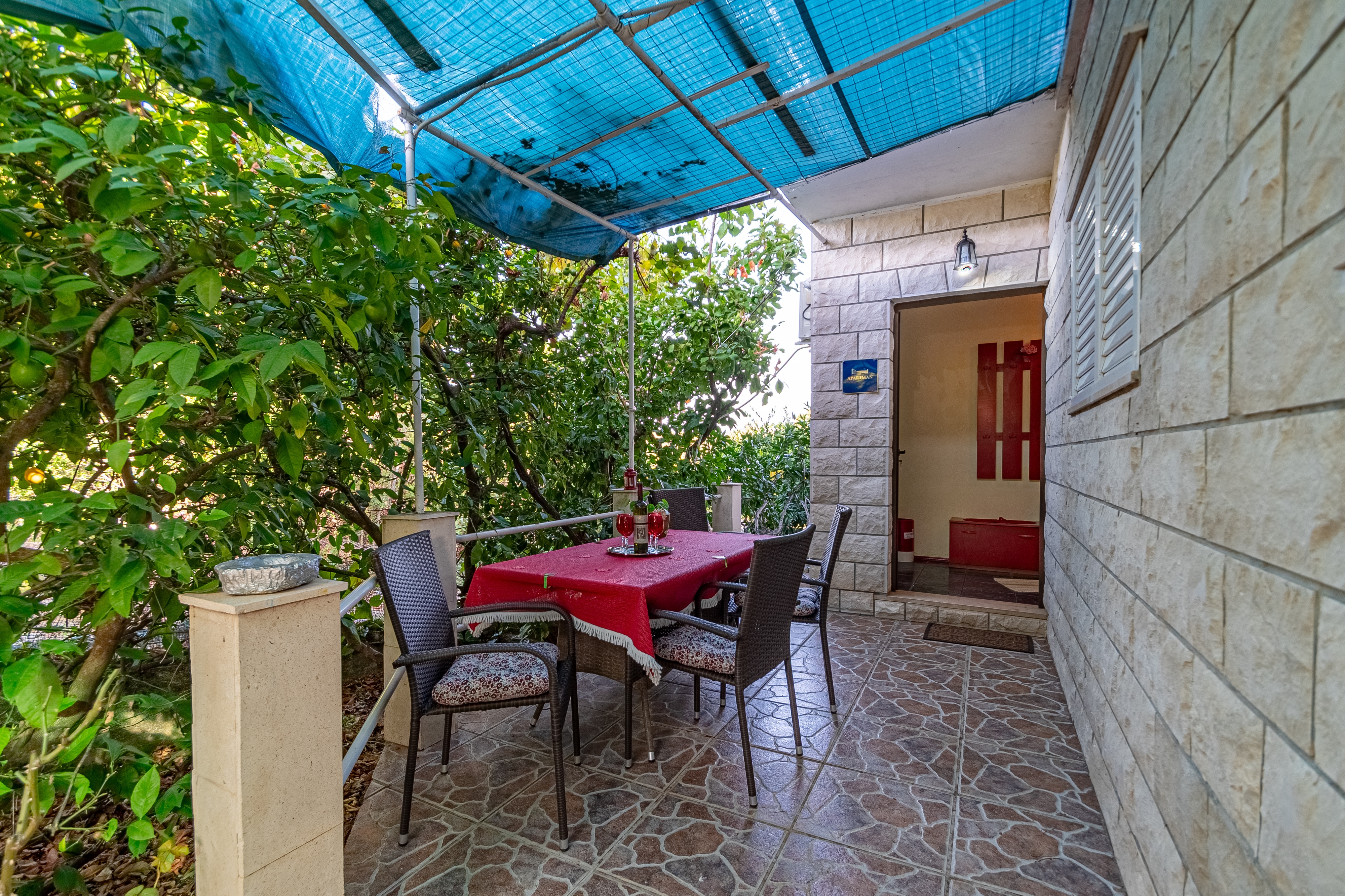 Two bedroom apartment with terrace Kneža, Korčula  A-a