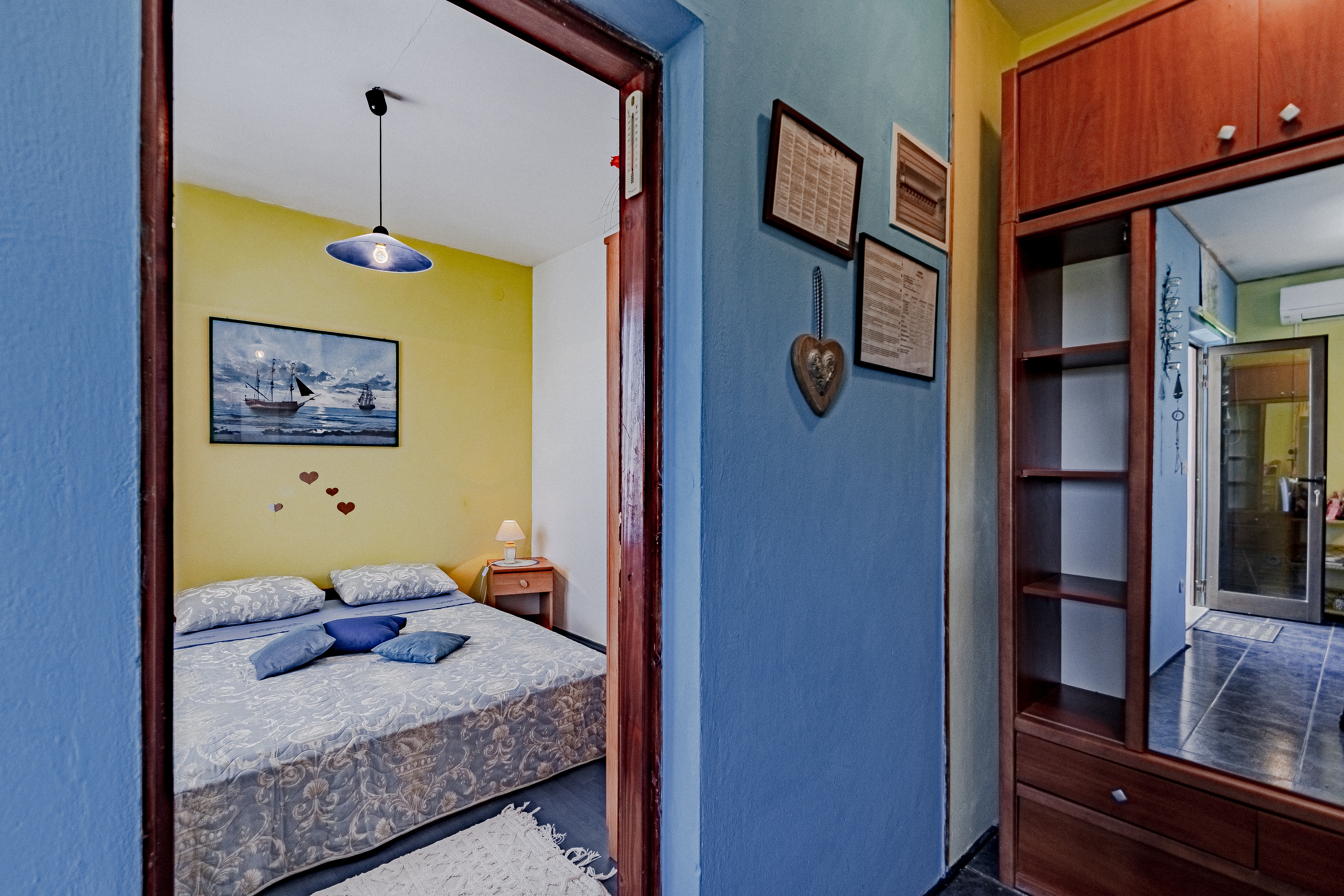 One bedroom apartment with terrace and sea view Kneža, Korčula  A-b