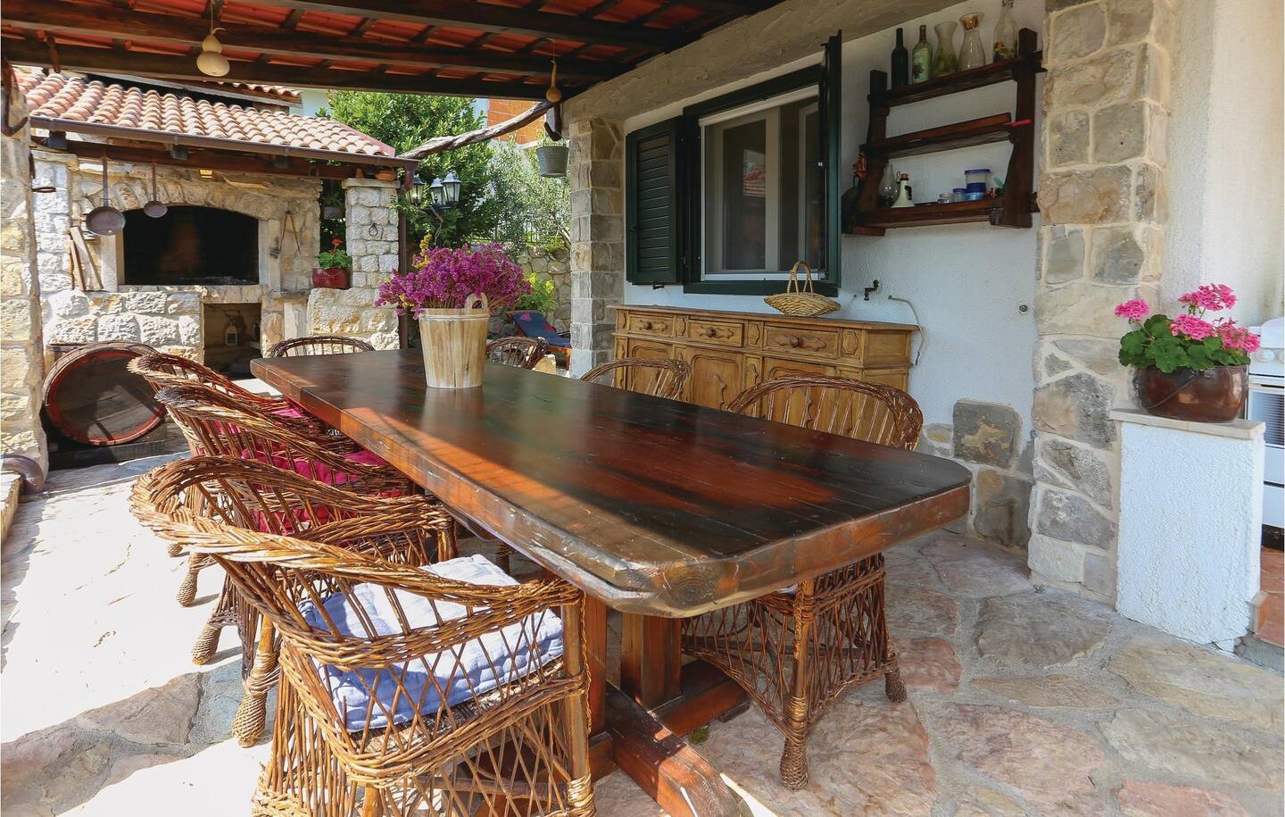 Four bedroom house with terrace and sea view Kaštel Sućurac, Kaštela  K