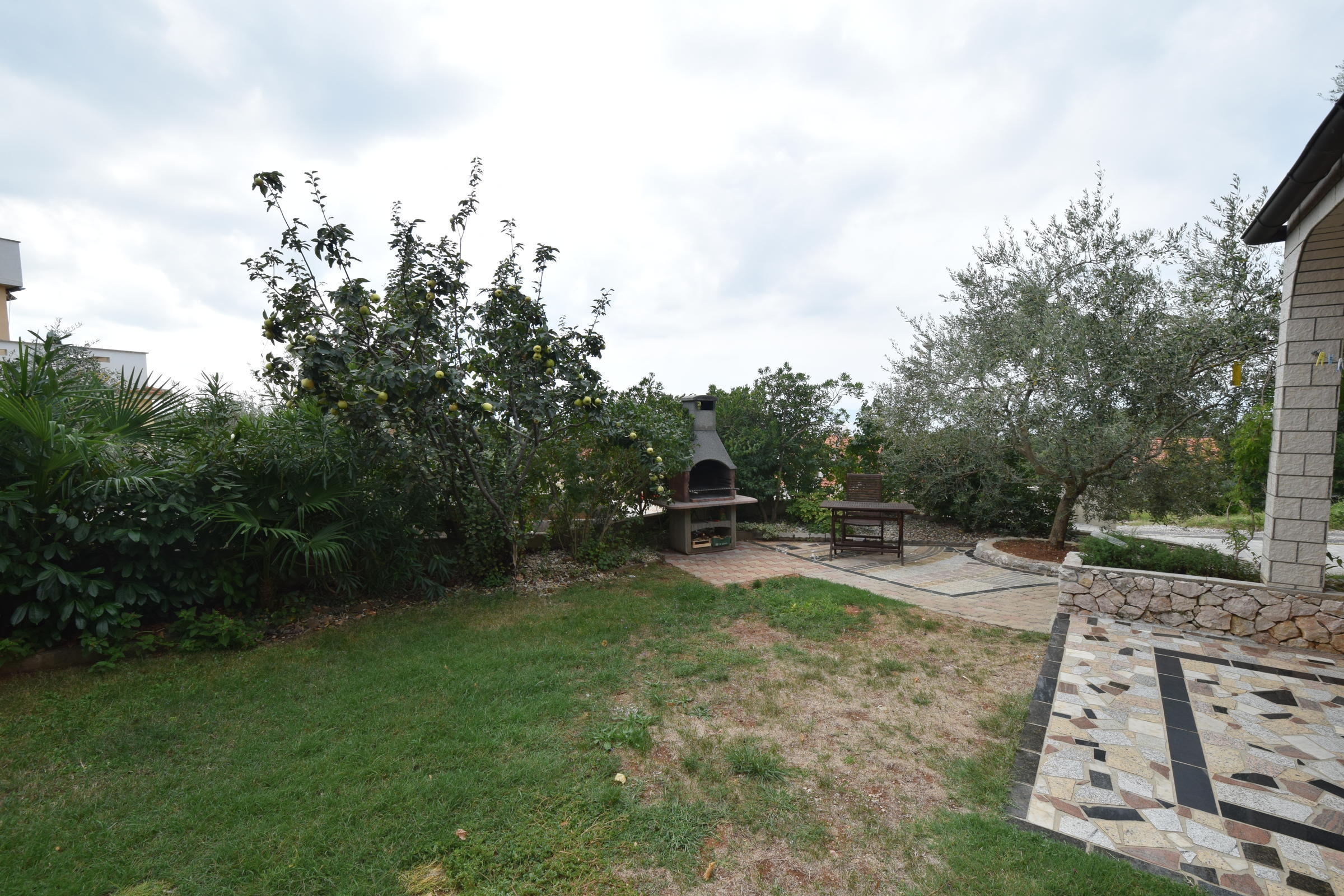 Four bedroom apartment with terrace Njivice, Krk  A-a