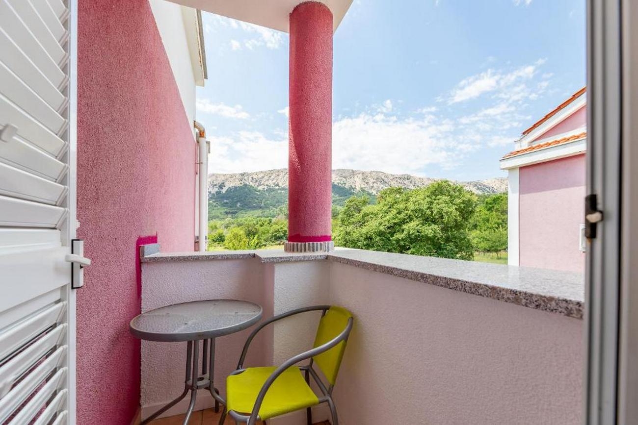 Two bedroom apartment with balcony Baška, Krk  A-a
