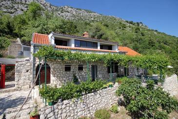 Property Podaca, Makarska, Property 2185 - Vacation Rentals with pebble beach.