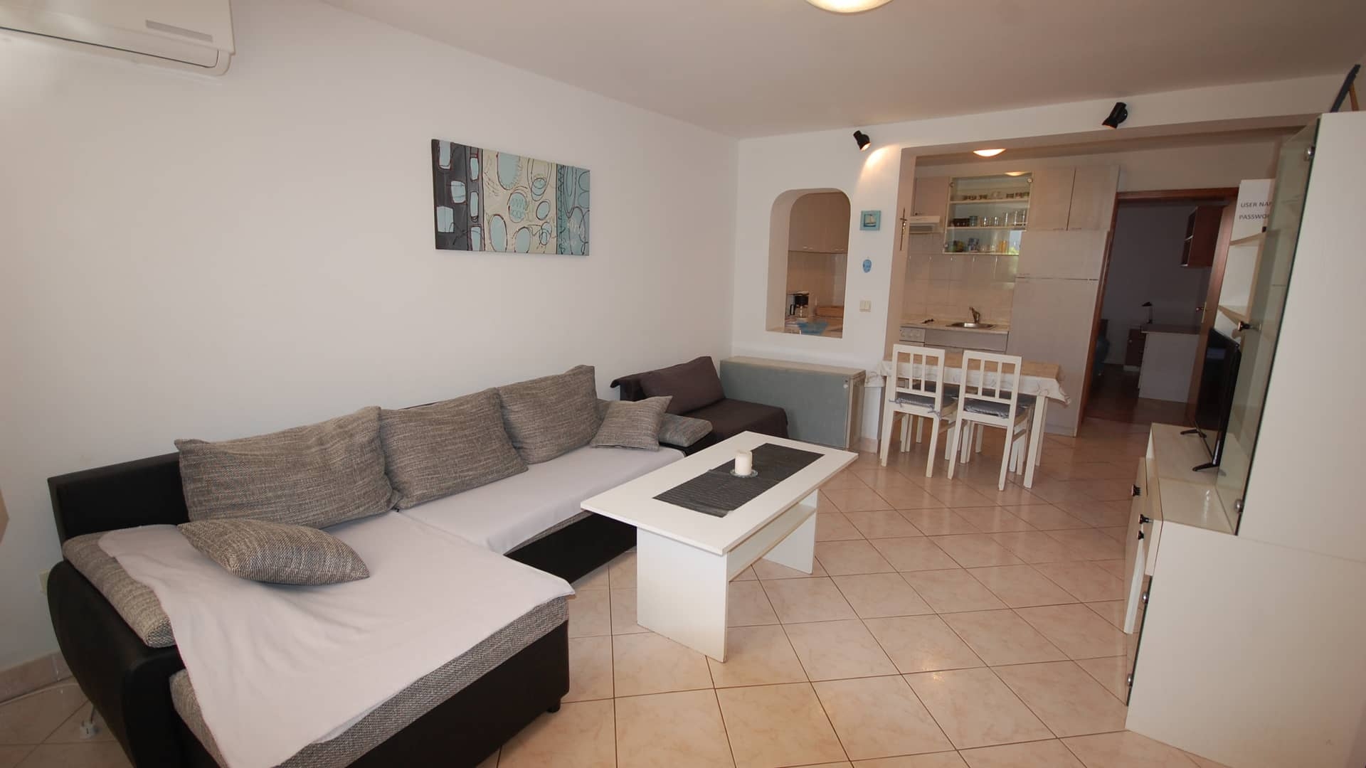 Two bedroom apartment with terrace Njivice, Krk (A-21856-a)