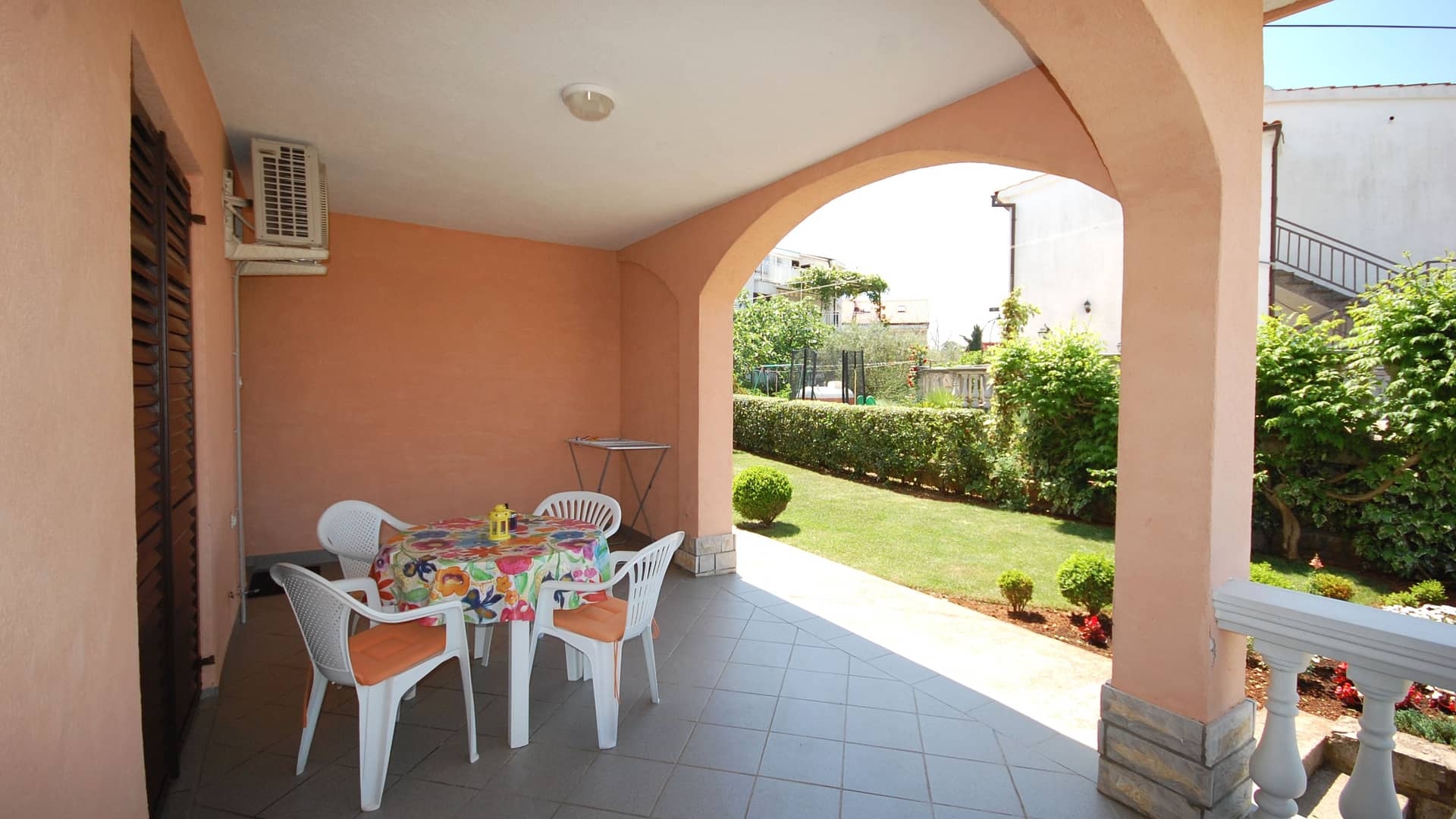 One bedroom apartment with terrace Njivice, Krk (A-21860-b) One bedroom apartment with terrace Njivice, Krk (A-21860-b)