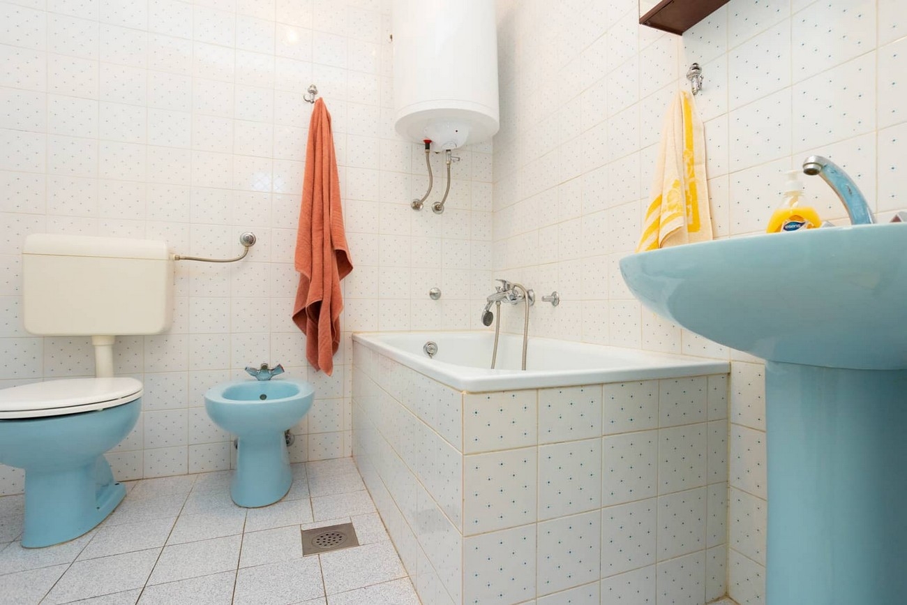 Two bedroom apartment with balcony Njivice, Krk  A-a
