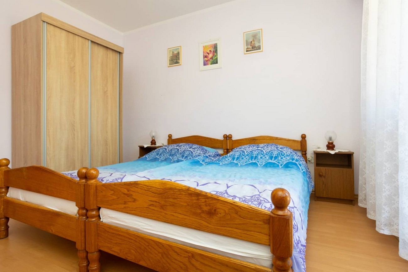 Two bedroom apartment with balcony Njivice, Krk  A-a
