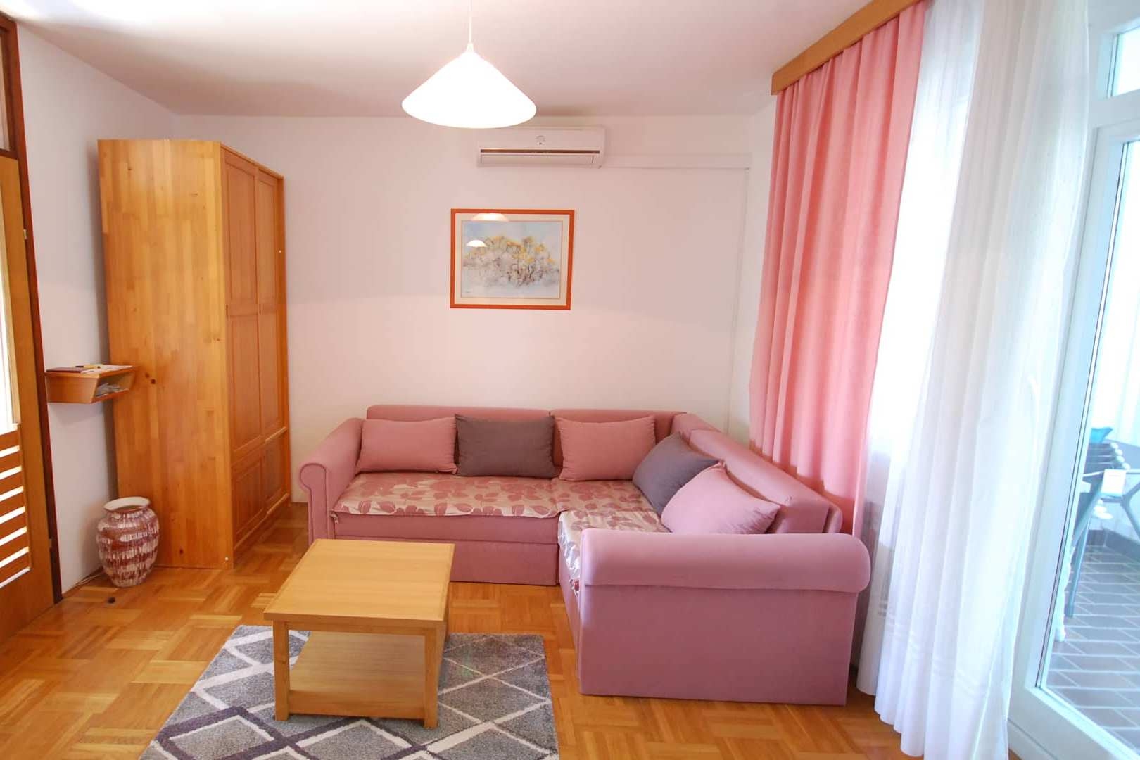One bedroom apartment with terrace Njivice (Krk) (A-21866-a)