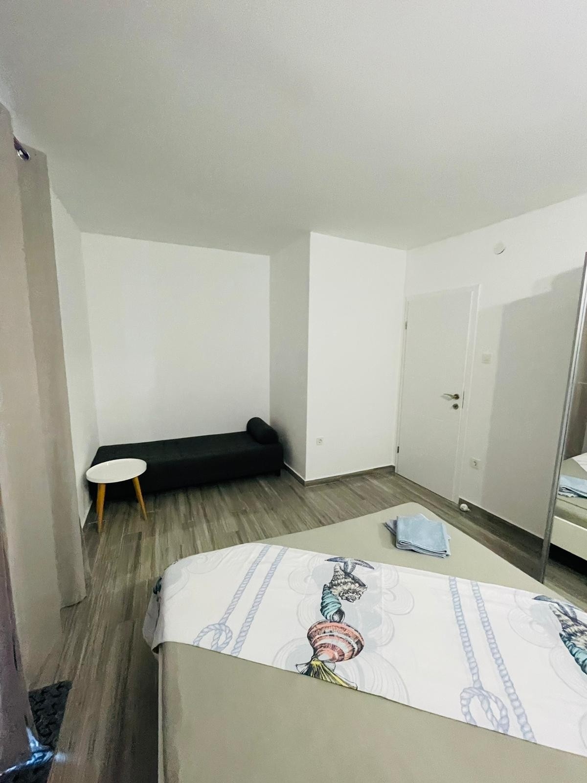 One bedroom apartment with terrace Vodice  A-a