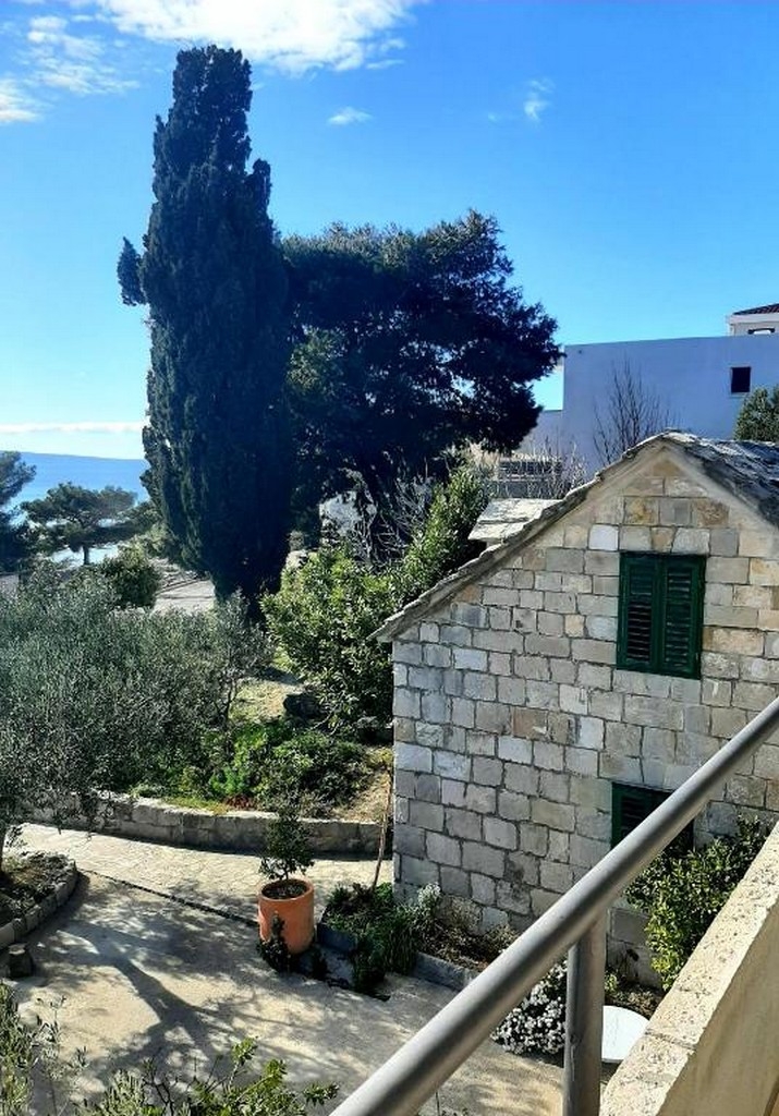 Four bedroom apartment with balcony and sea view Duće, Omiš  A-a