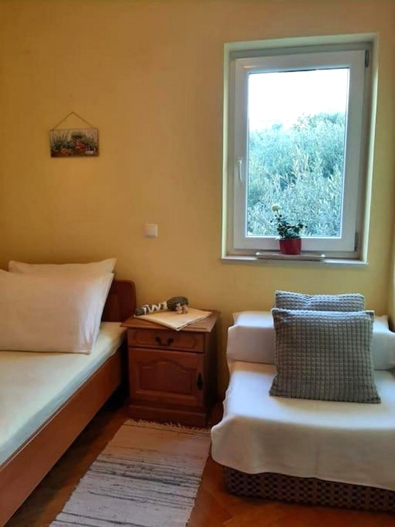 Four bedroom apartment with balcony and sea view Duće, Omiš  A-a