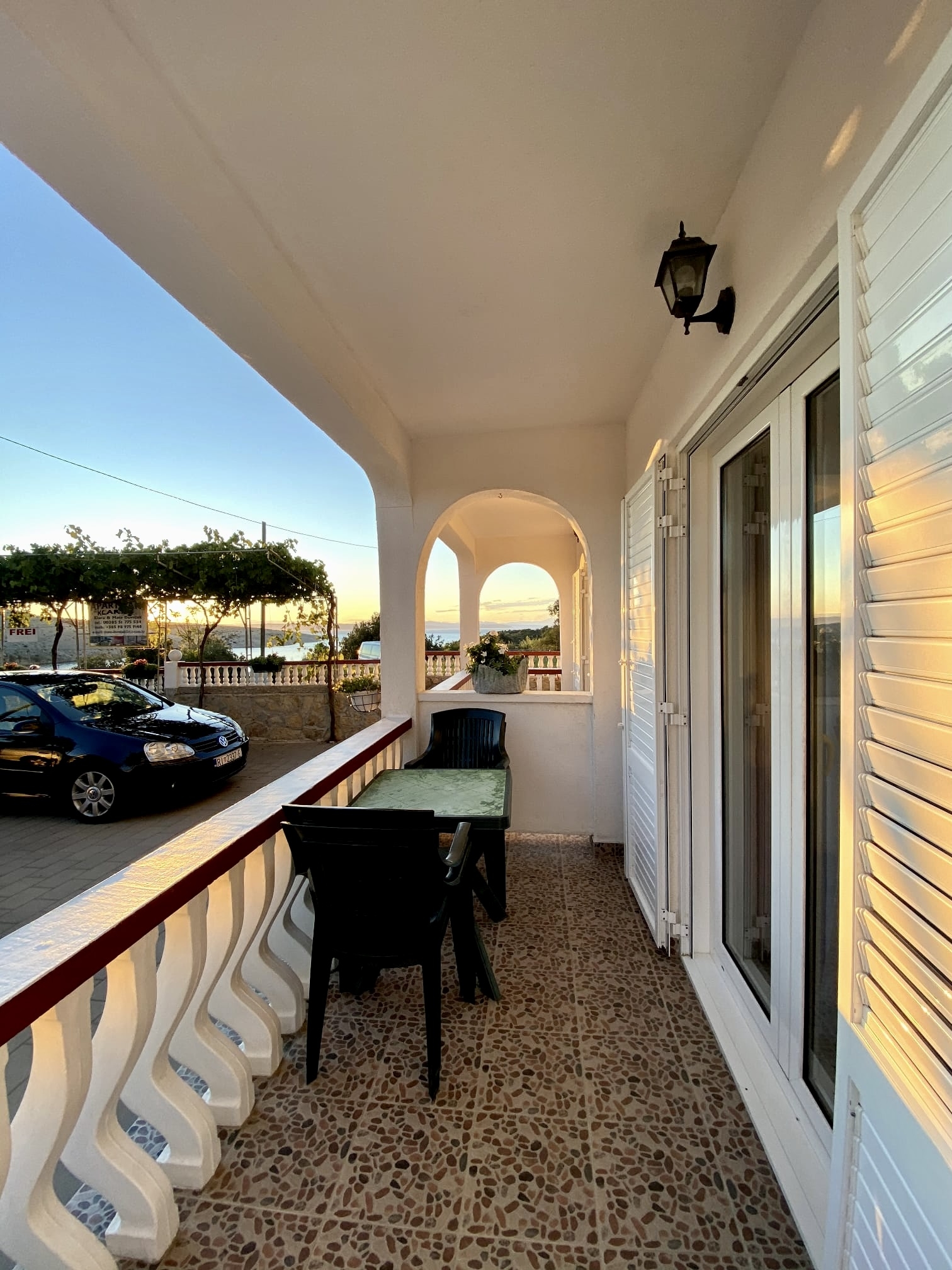 Top Rab Lopar Top Rab Lopar