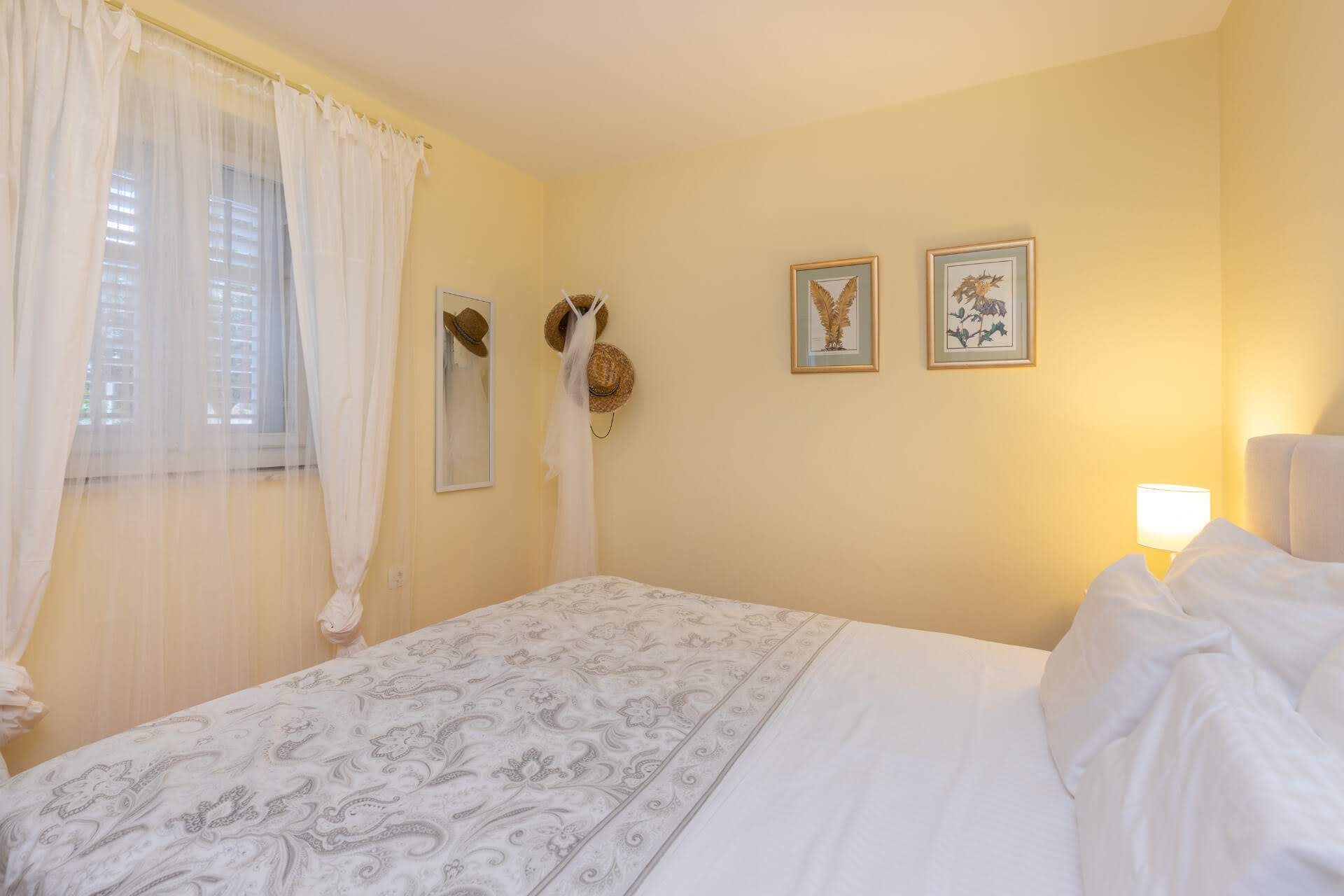 Comfortable and spacious house with air-conditioning Podobuče, Pelješac  K