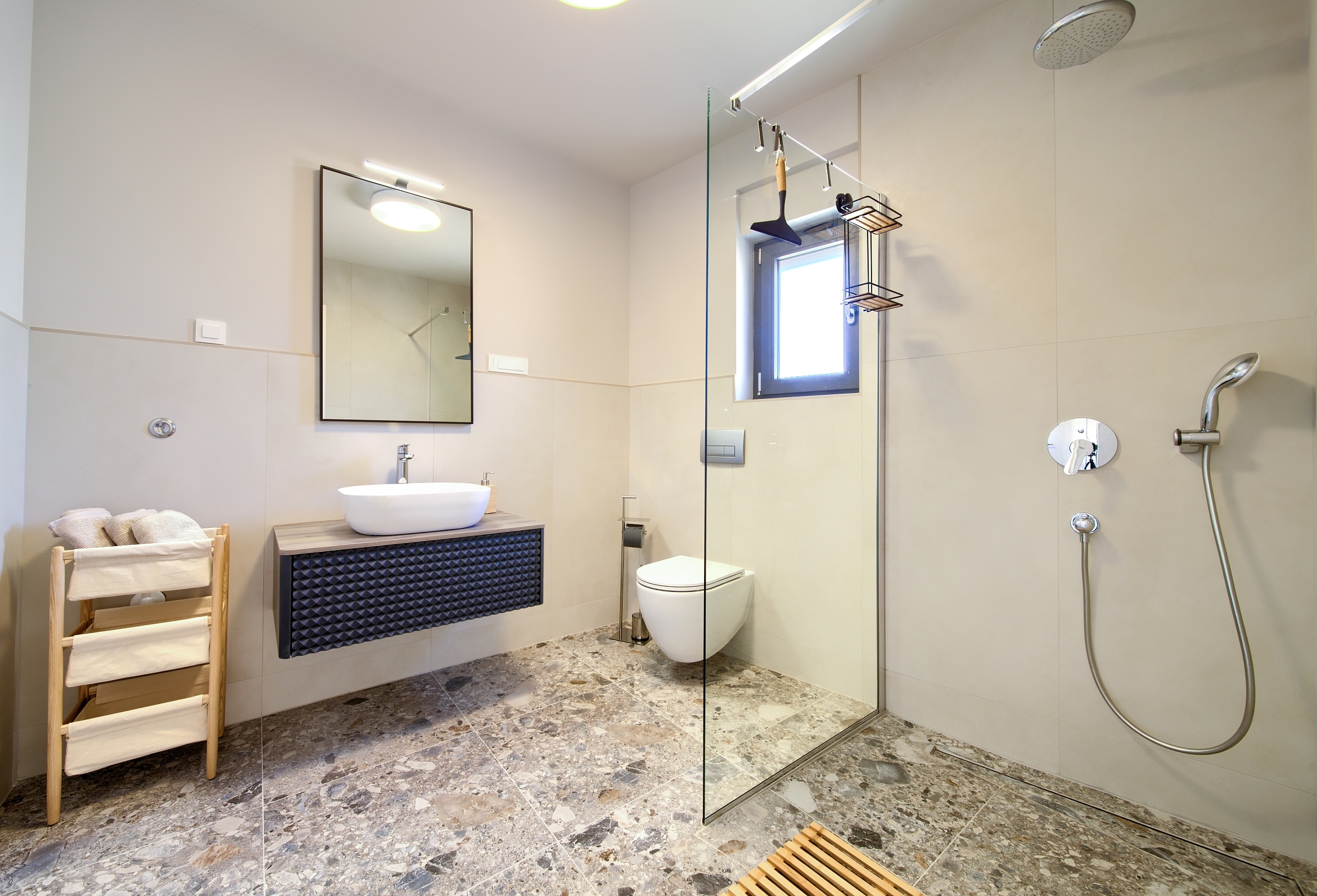 Two bedroom apartment with terrace Njivice, Krk  A-a