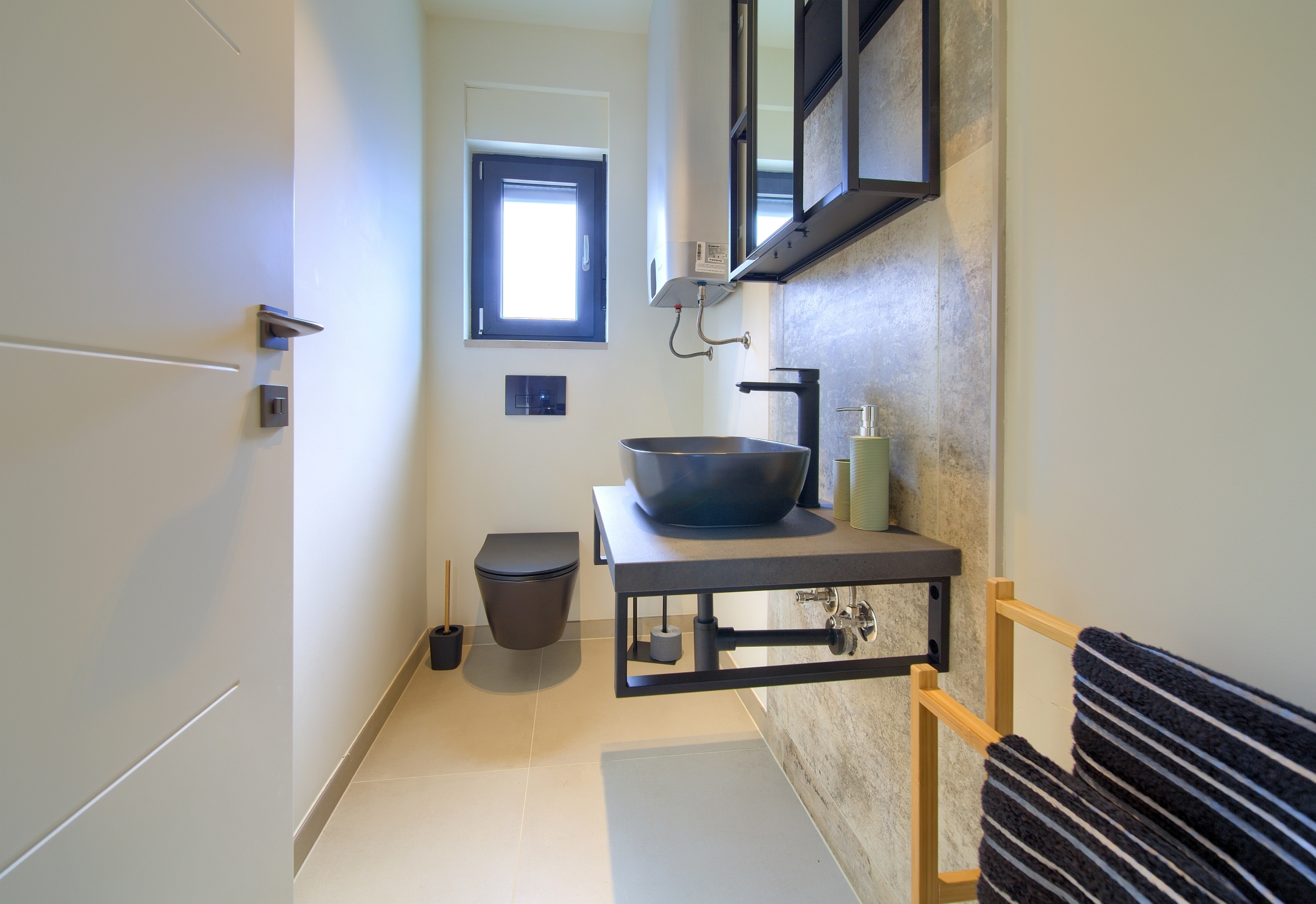 Two bedroom apartment with terrace Njivice, Krk  A-a