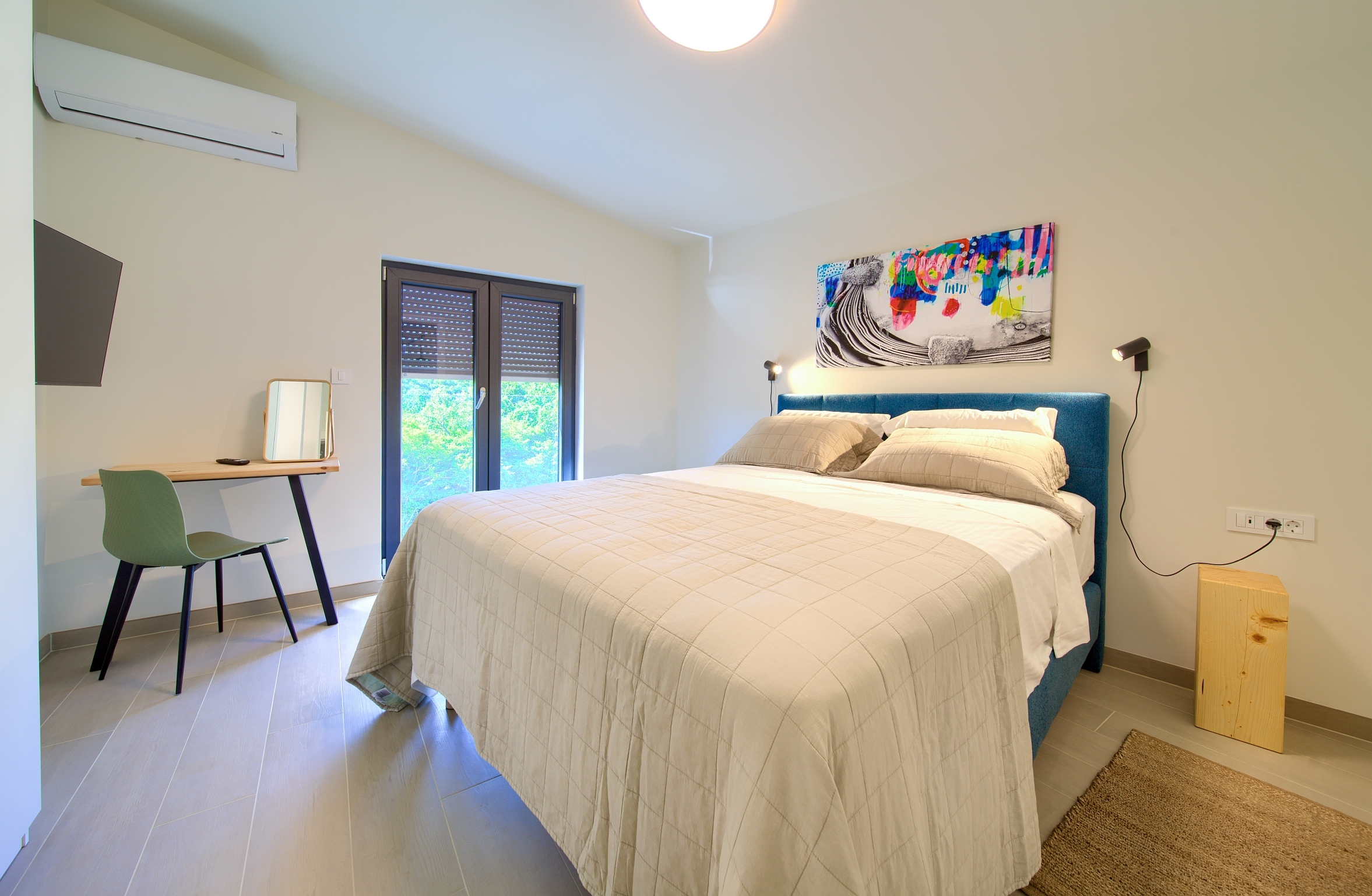 Two bedroom apartment with terrace and sea view Njivice, Krk  A-b