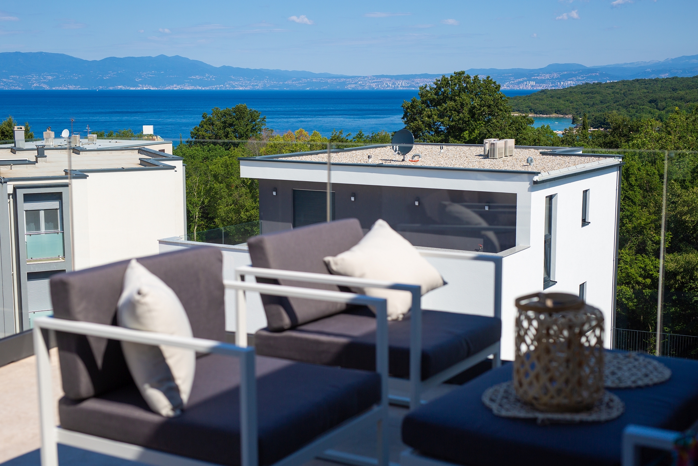 Two bedroom apartment with terrace and sea view Njivice, Krk  A-b