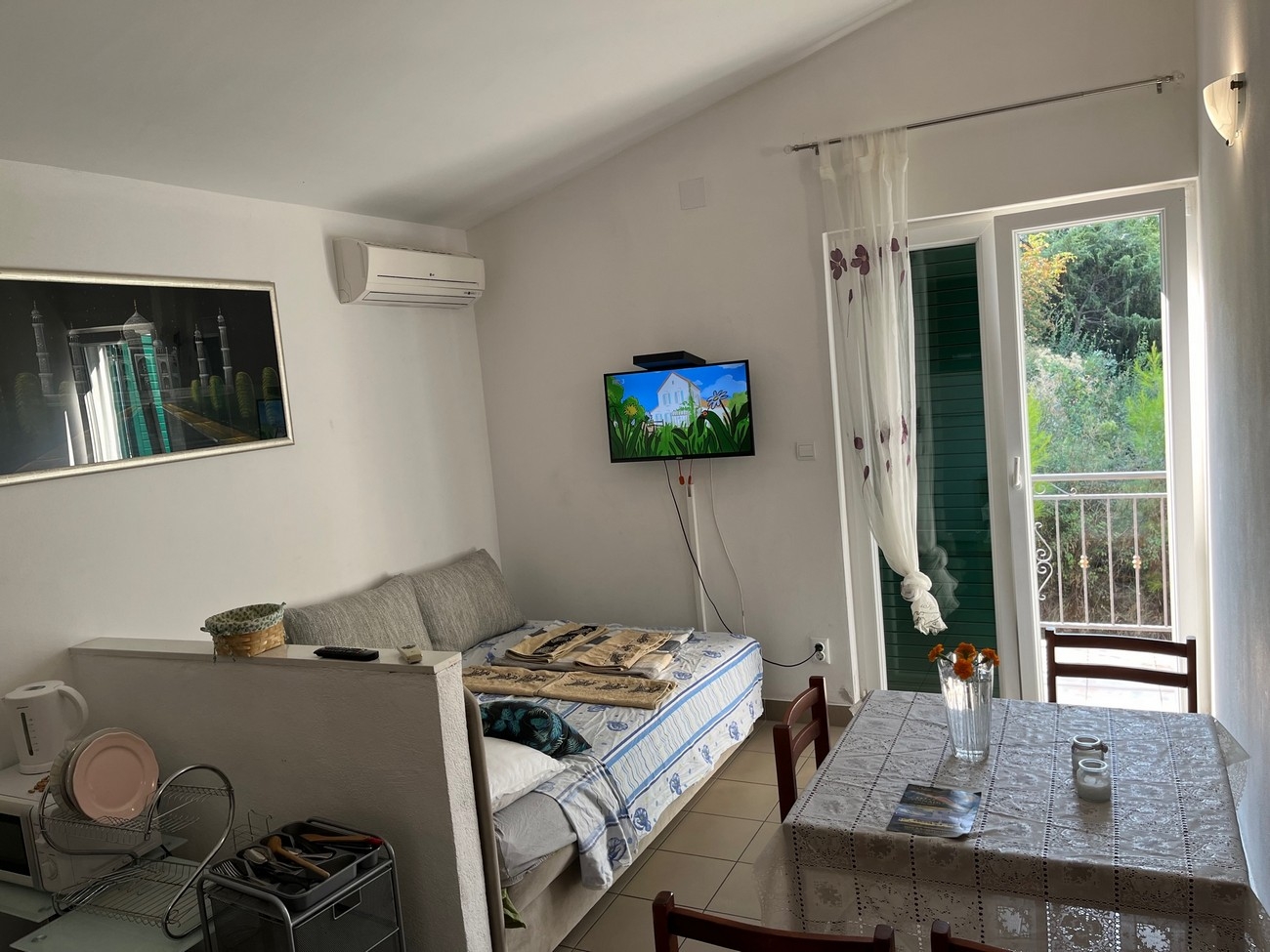 One bedroom apartment with balcony and sea view Nemira, Omiš  A-a