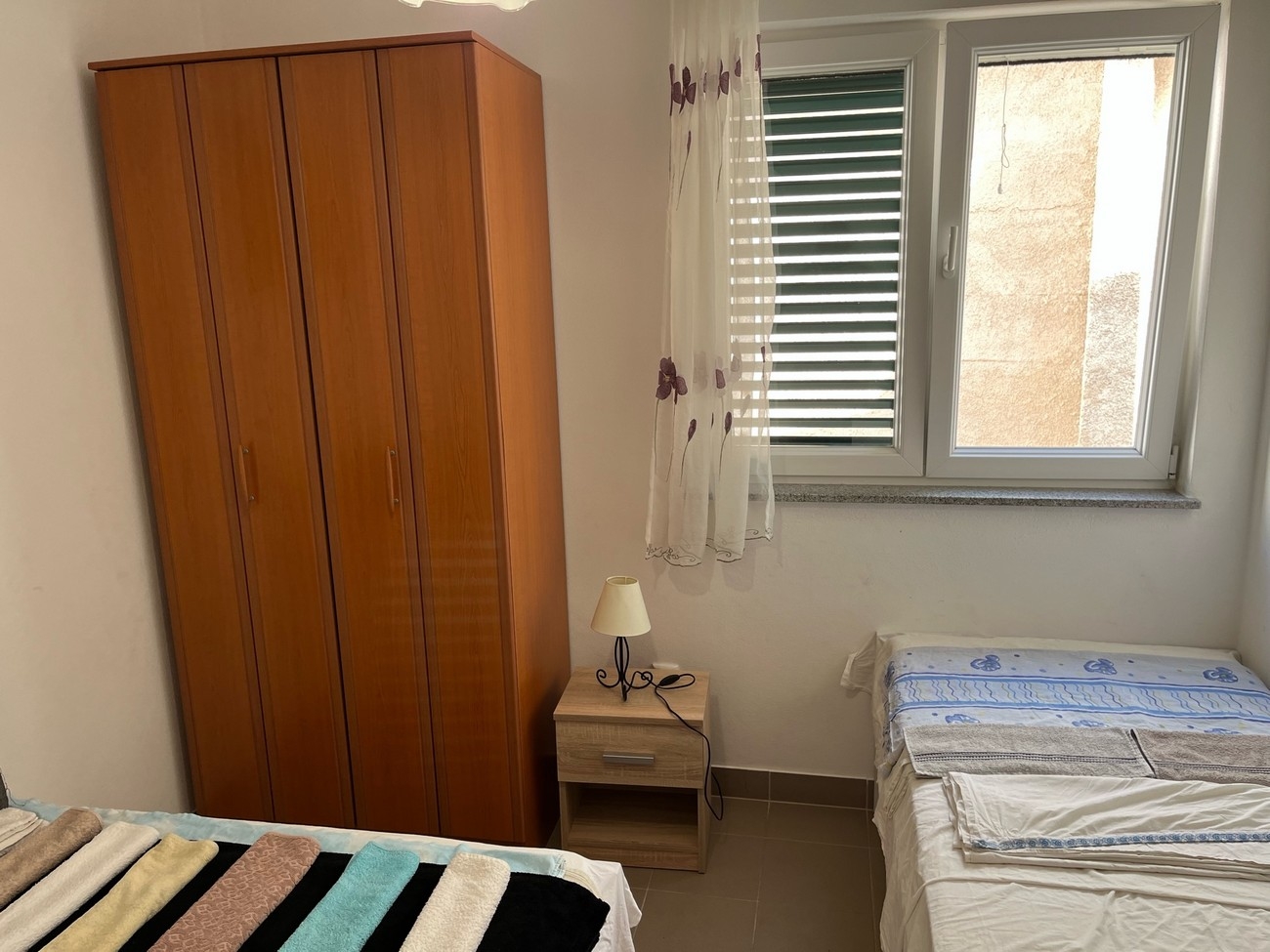 One bedroom apartment with balcony and sea view Nemira, Omiš  A-d