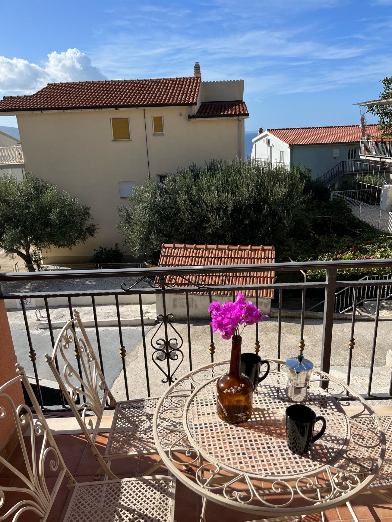 One bedroom apartment with balcony and sea view Nemira, Omiš  A-e