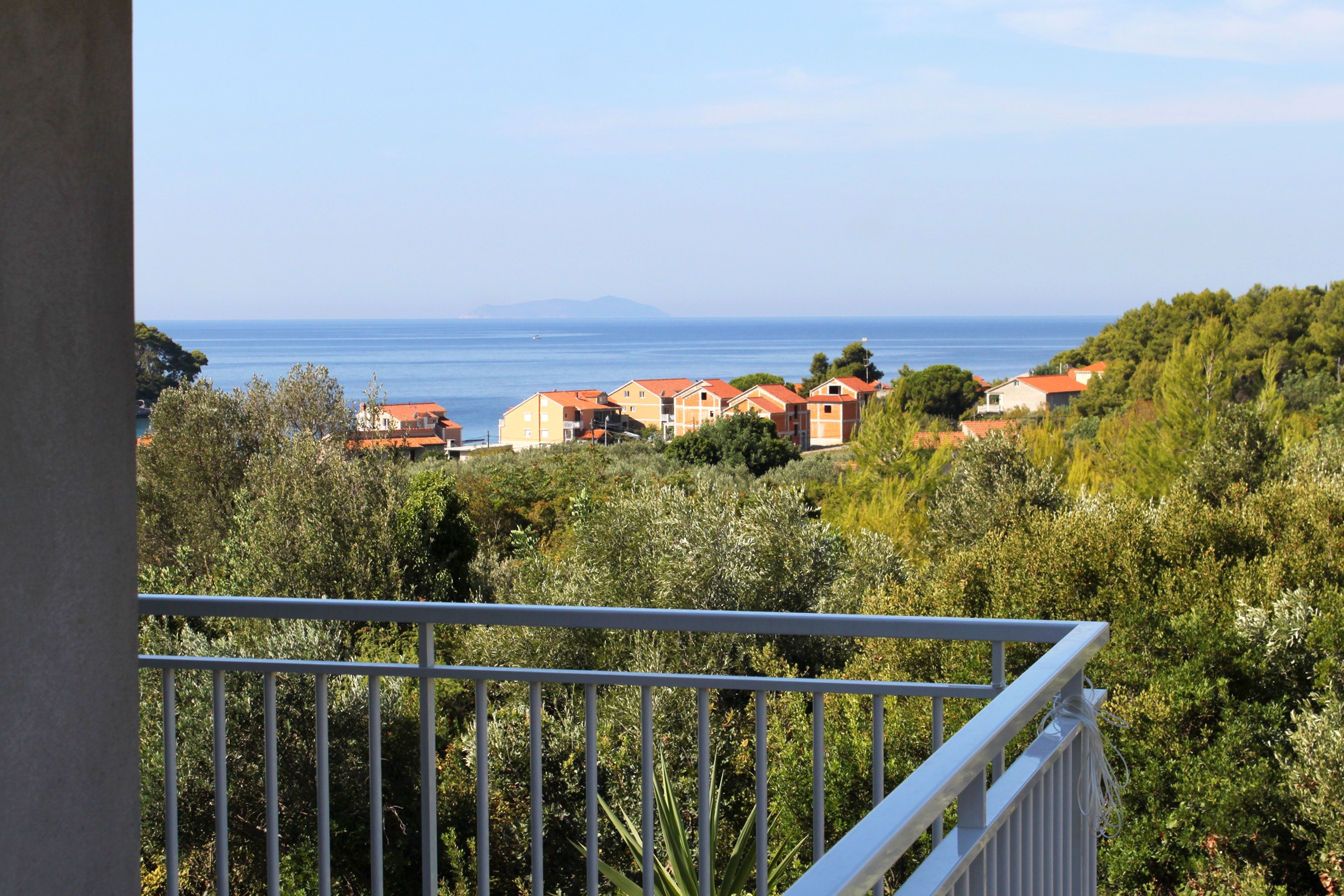 Two bedroom apartment with terrace and sea view Prižba, Korčula  A-b
