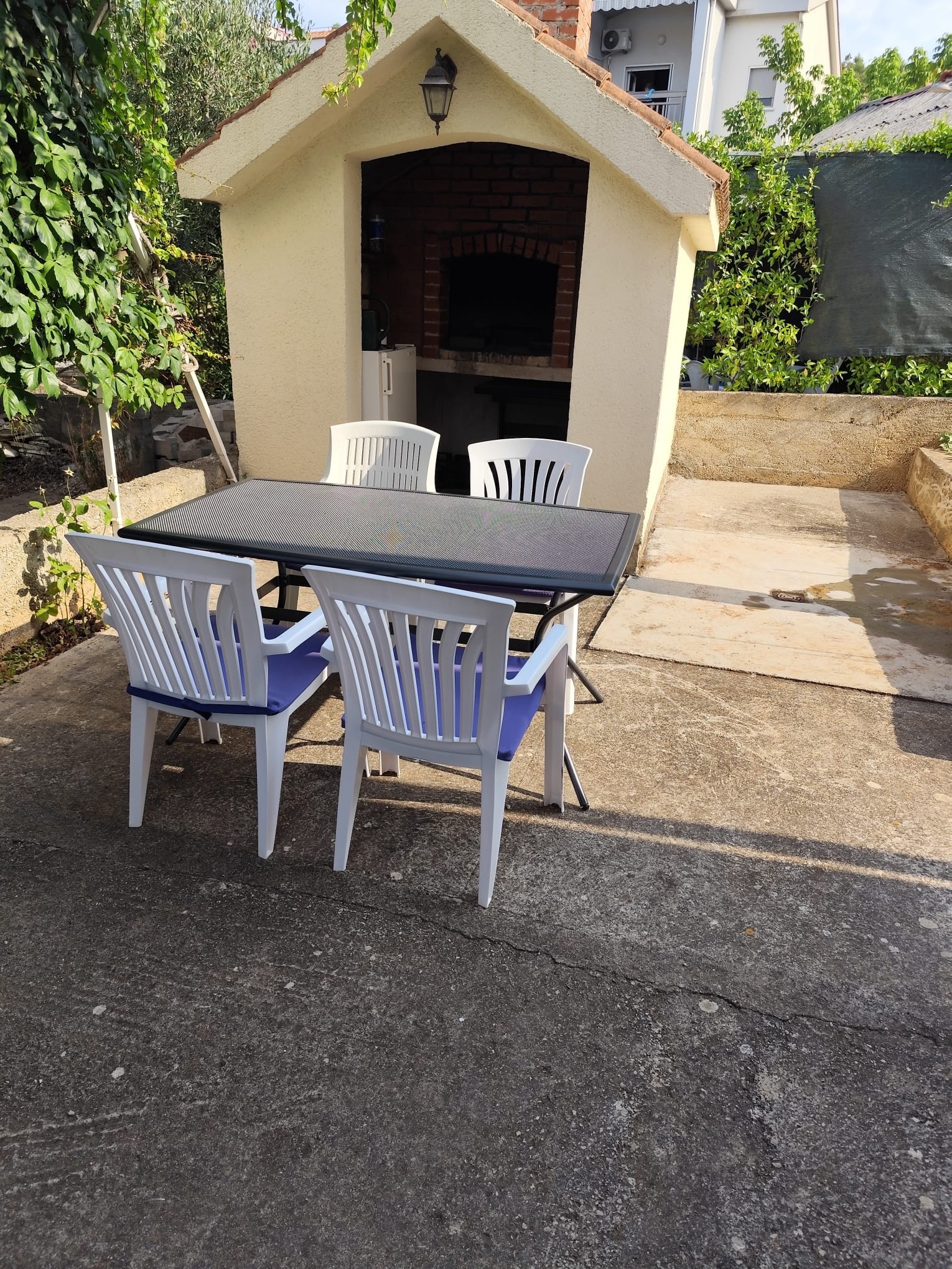 Three bedroom apartment with terrace and sea view Žaborić, Šibenik  A-a