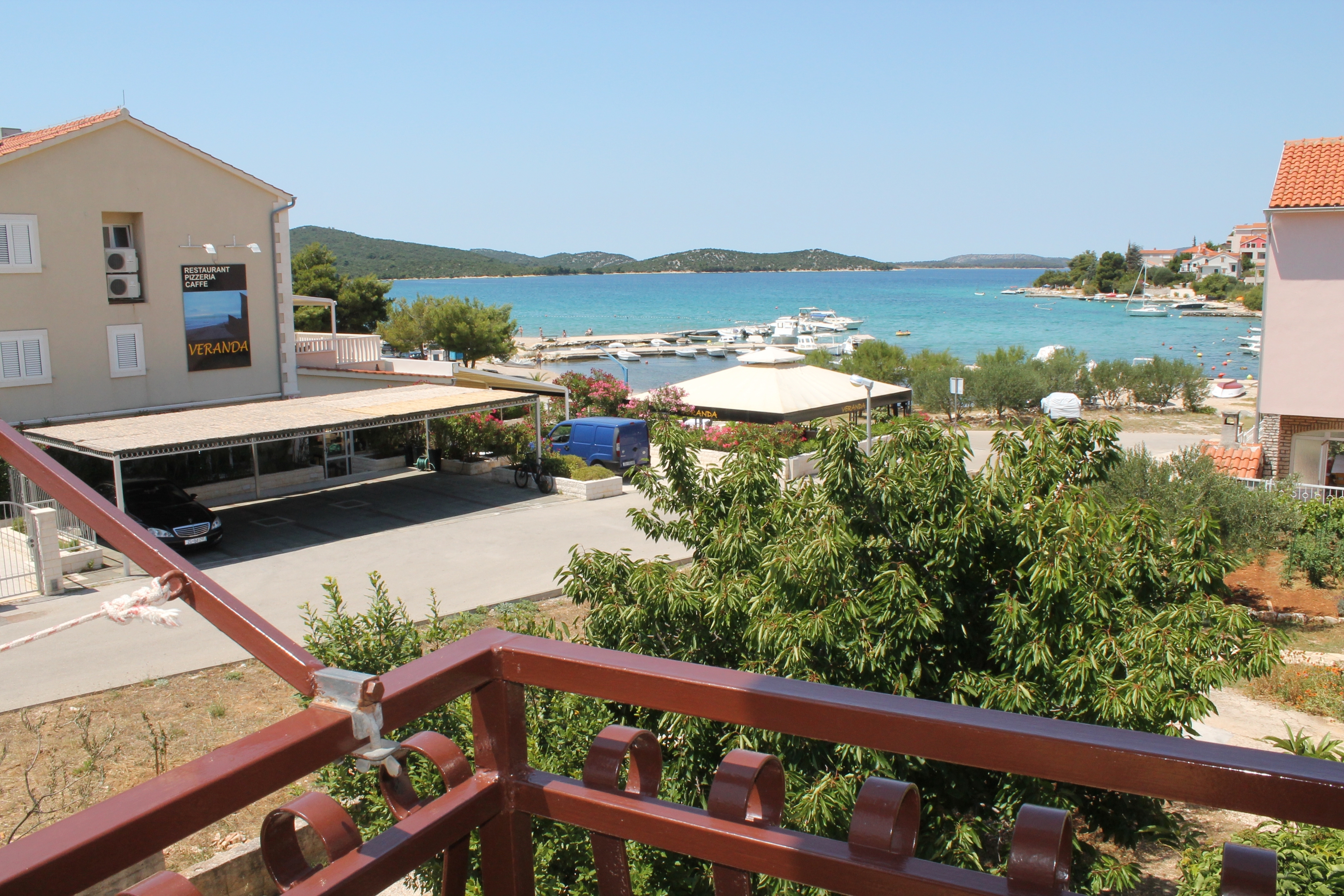Three bedroom apartment with terrace and sea view Žaborić, Šibenik (A-2190-a) Three bedroom apartment with terrace and sea view Žaborić, Šibenik (A-2190-a)