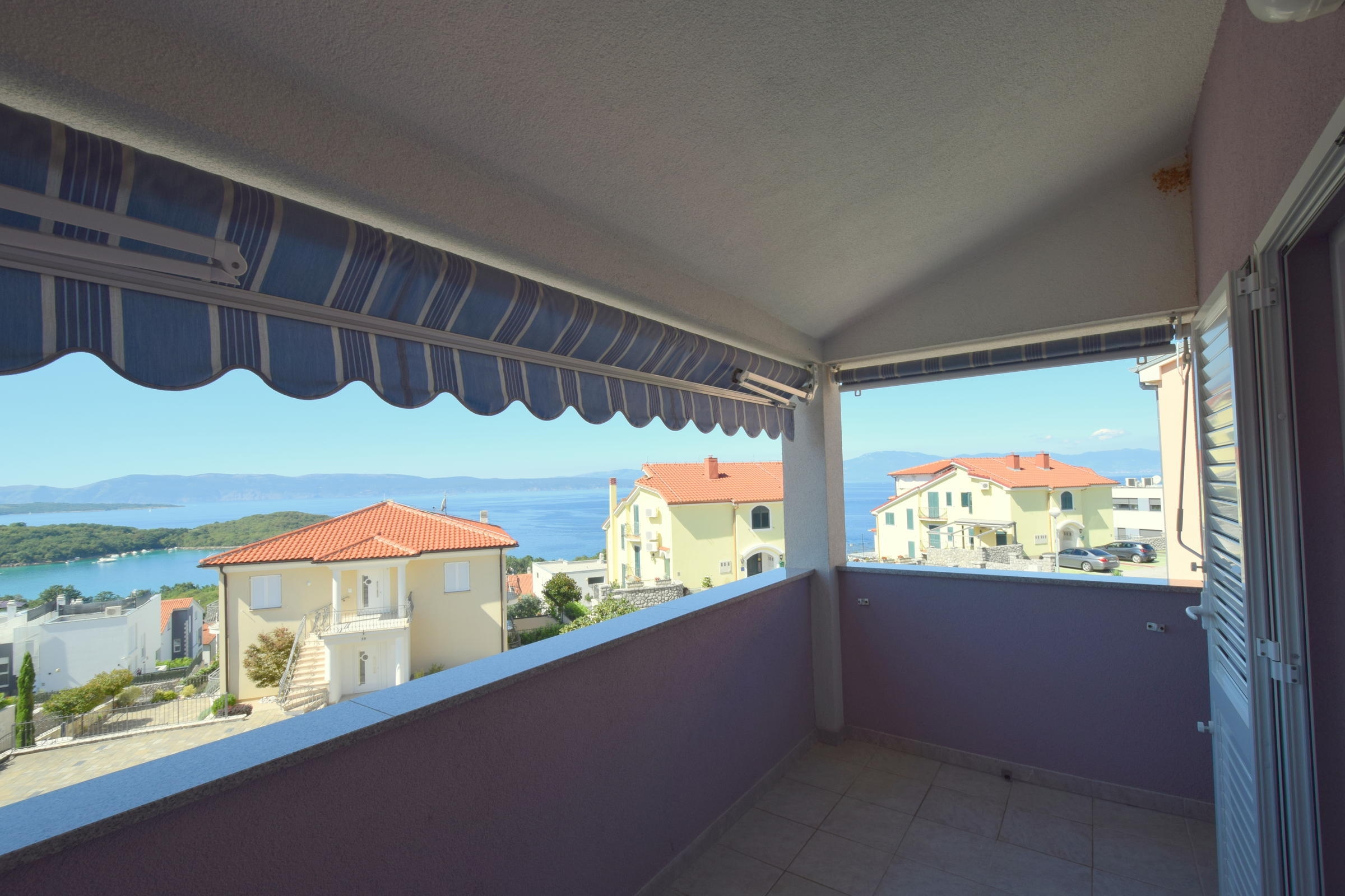 Two bedroom apartment with balcony Njivice, Krk  A-a