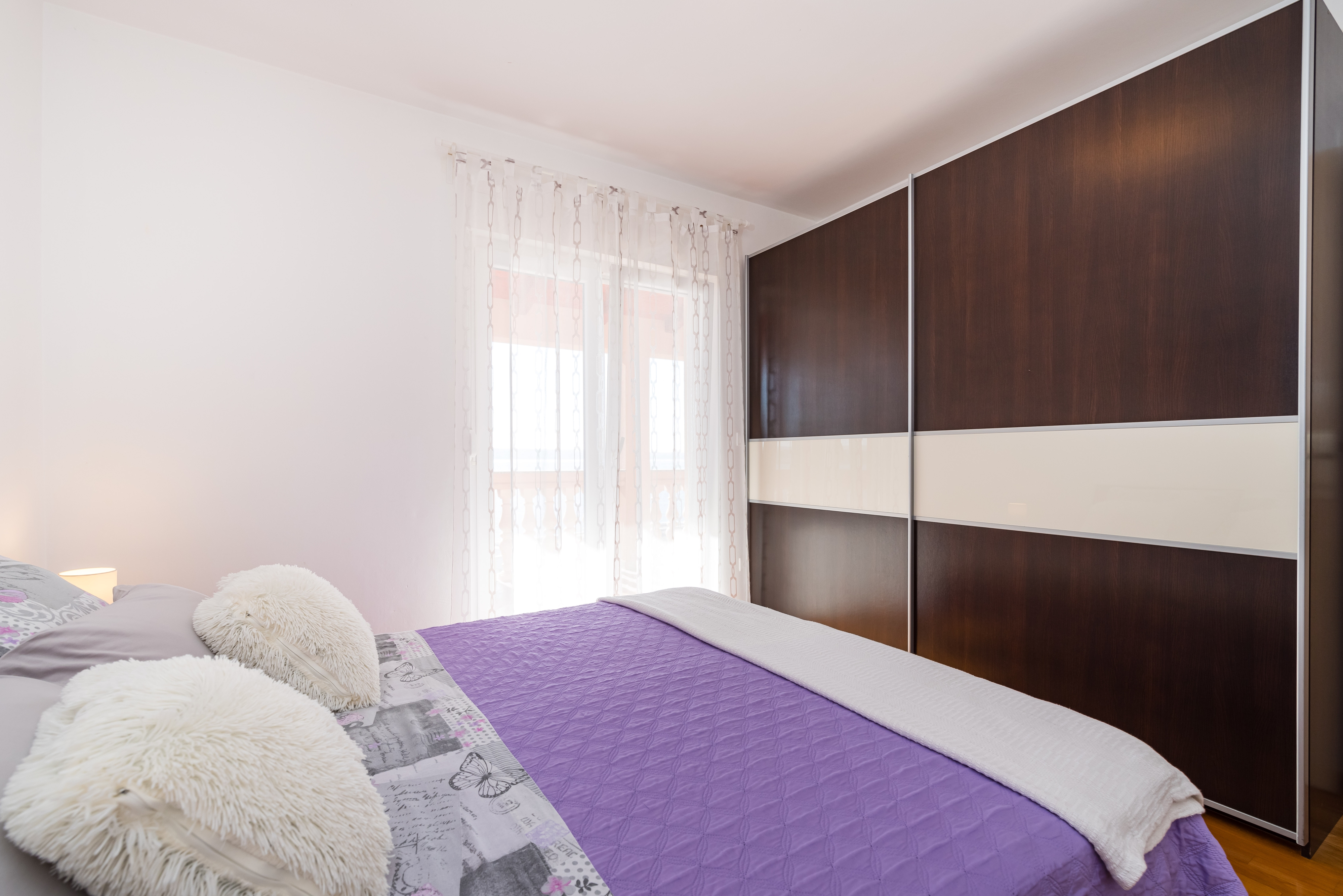 Three bedroom apartment near beach Maslenica, Novigrad  A-a