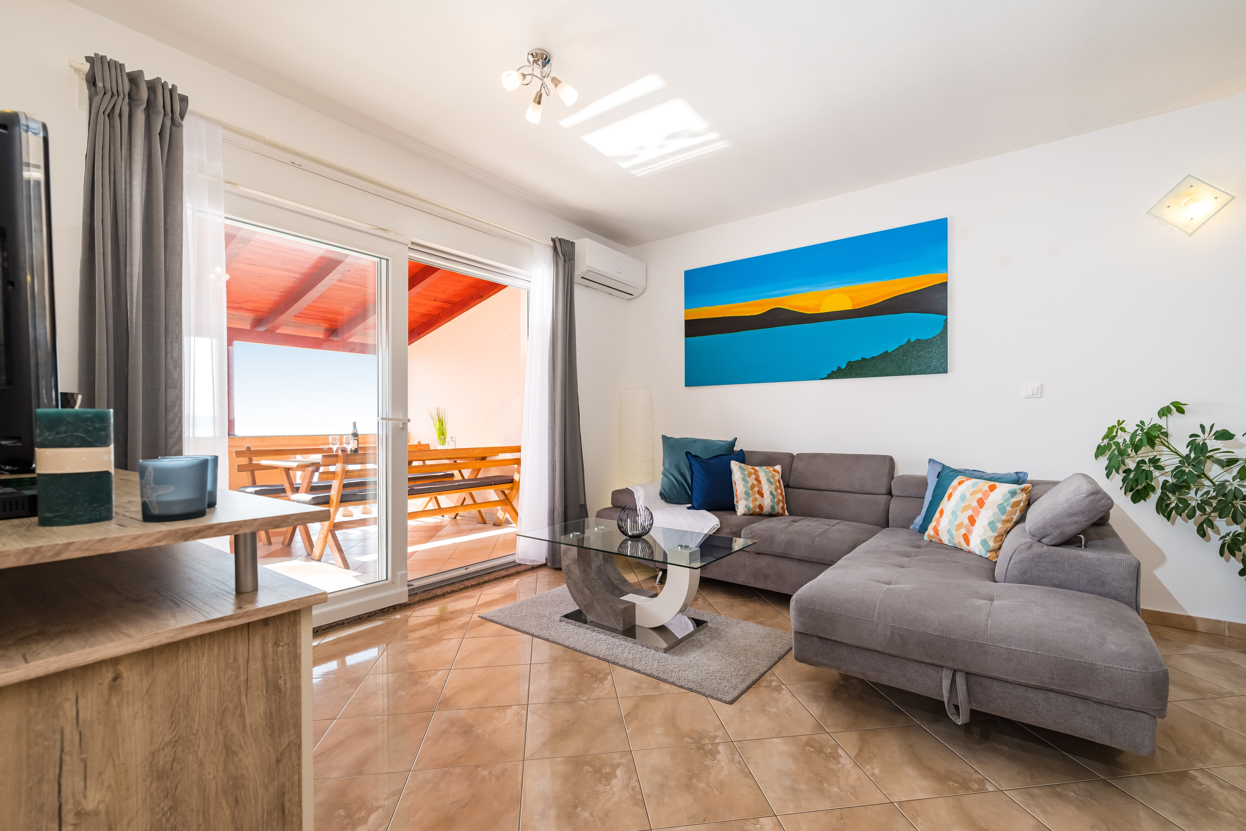 Three bedroom apartment near beach Maslenica, Novigrad (A-21903-a)